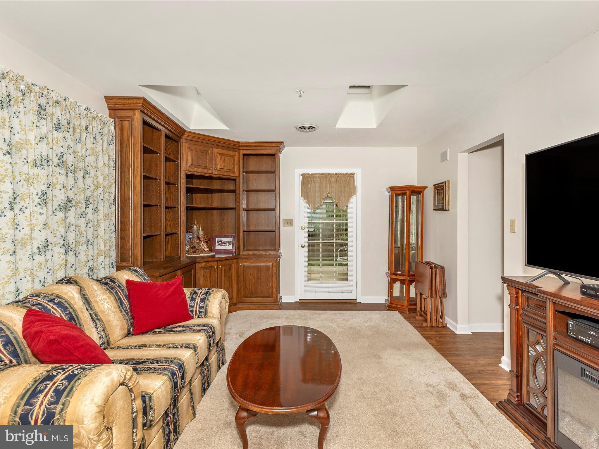 SPRINGDALE VILLAGE - Residential