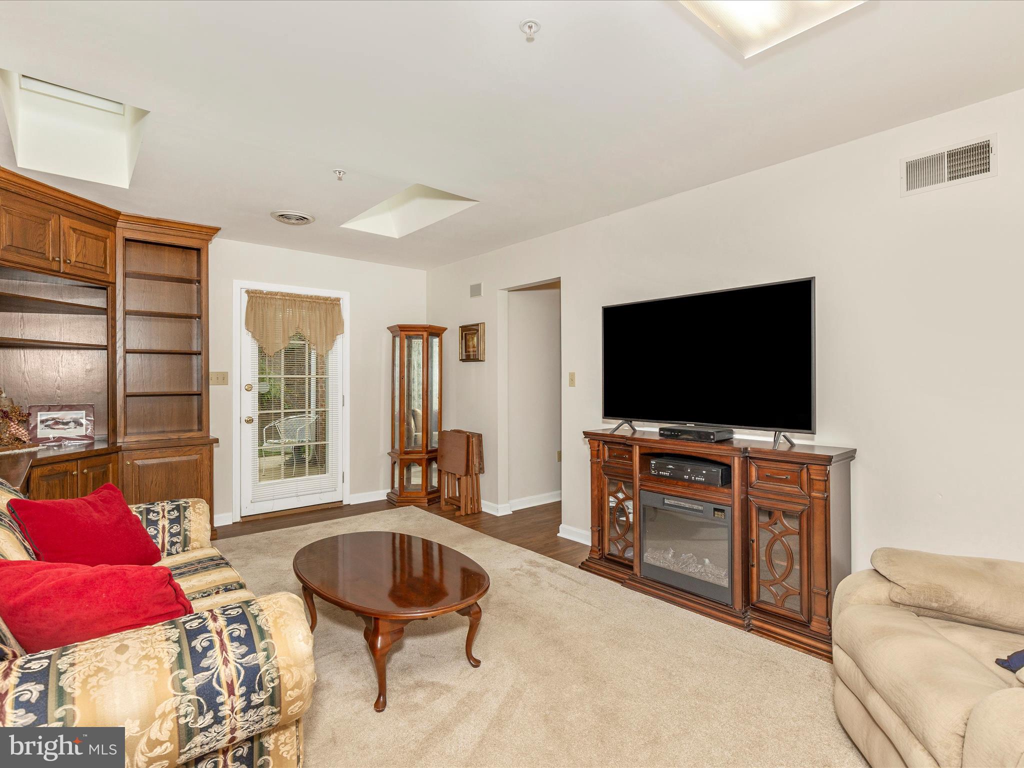 SPRINGDALE VILLAGE - Residential