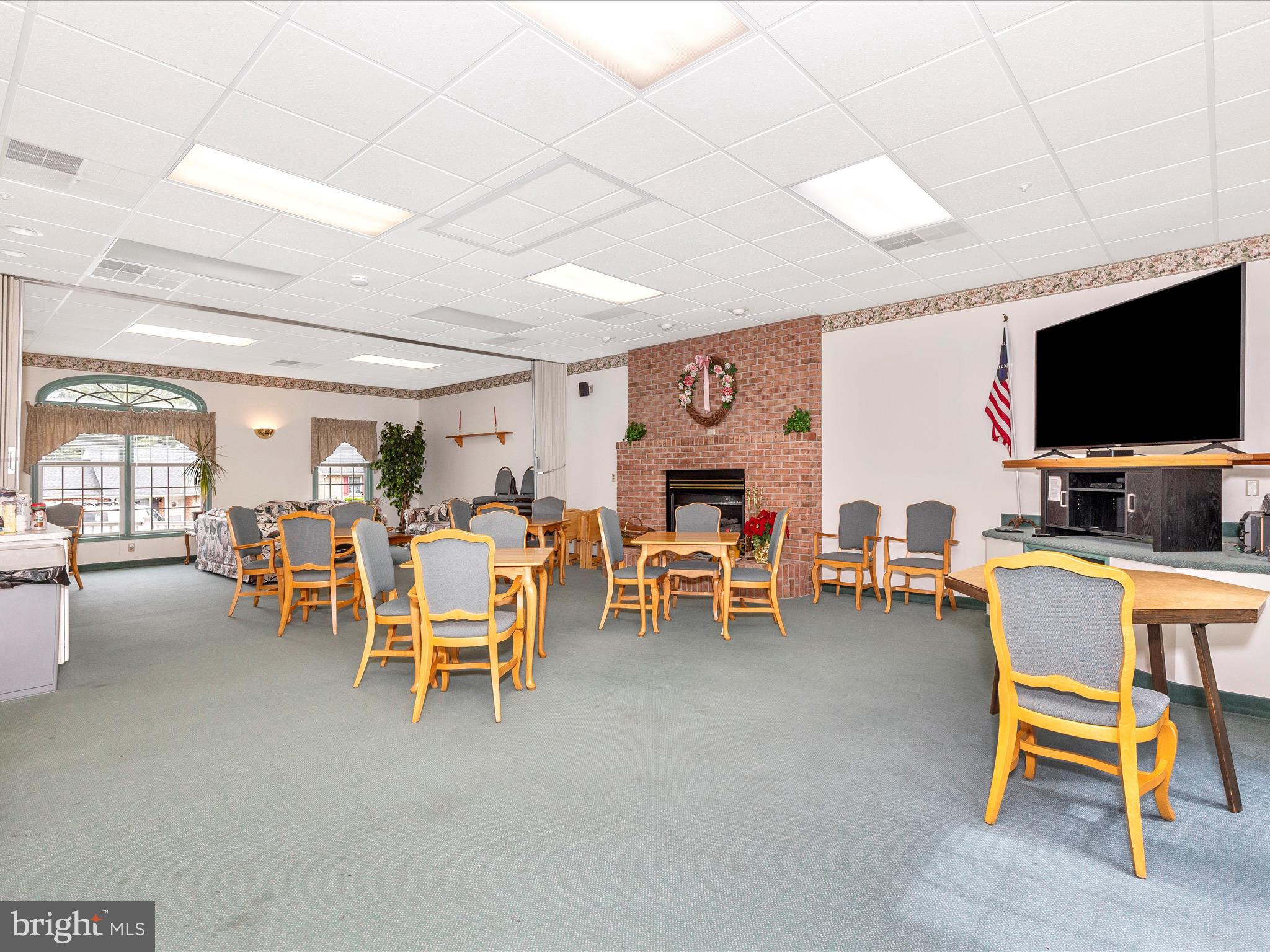 SPRINGDALE VILLAGE - Residential