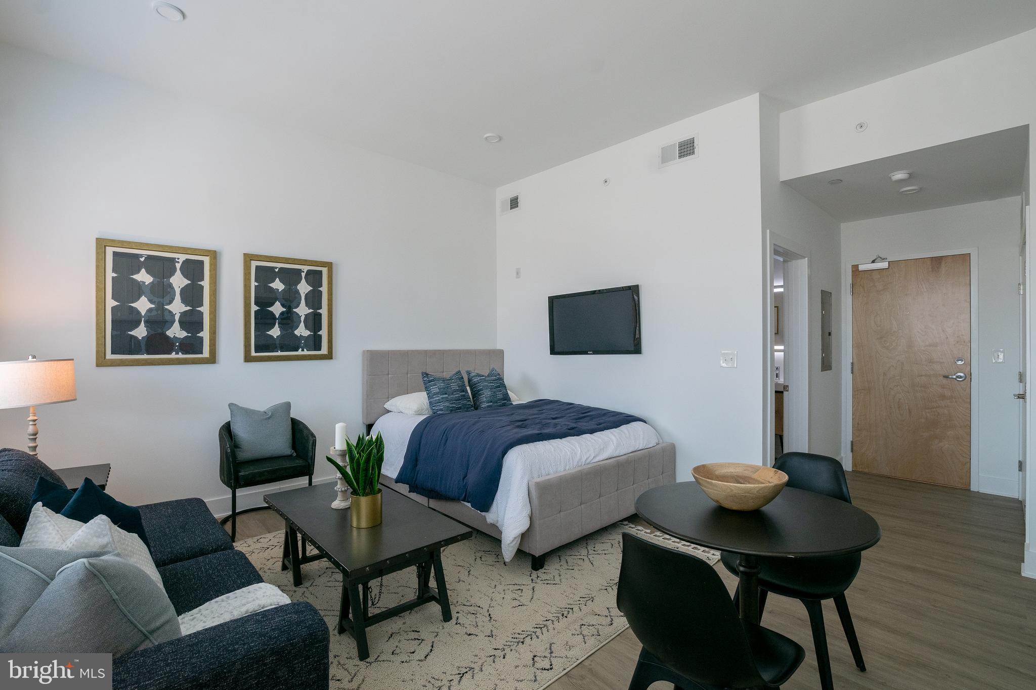 GRADUATE HOSPITAL - Residential Lease