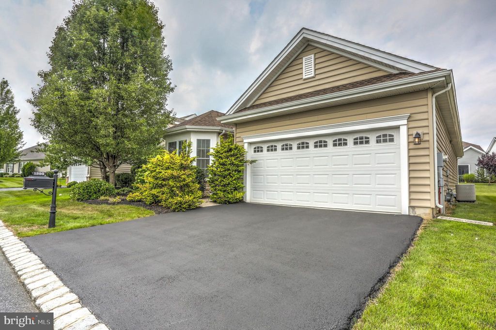 Photo of 1395 EMERSON DR, MOUNT JOY, PA 17552 (MLS # PALA2036940)