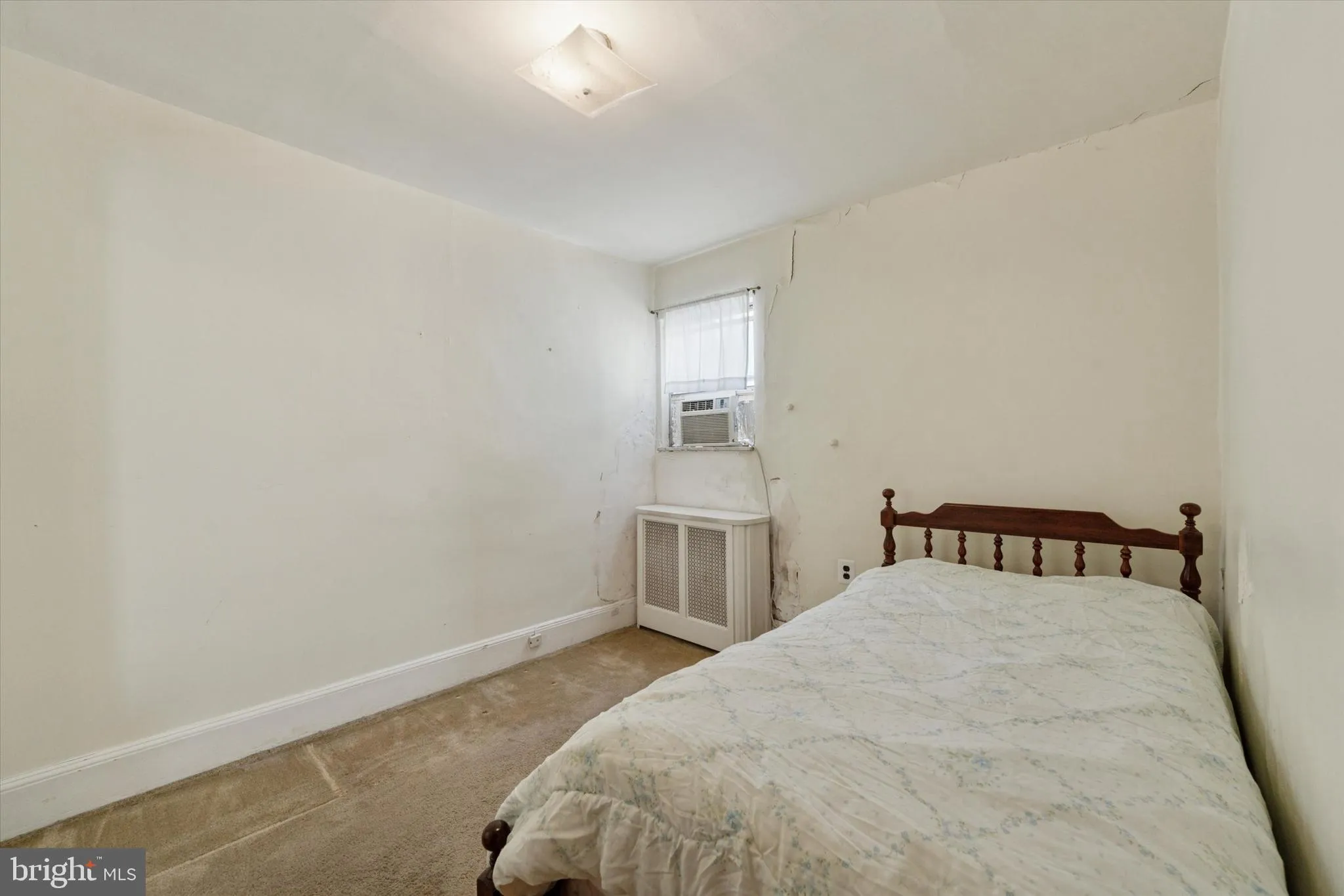 Philadelphia, Pennsylvania 19147, United States, 3 Bedrooms Bedrooms, ,2 BathroomsBathrooms,Residential,Pending,92262