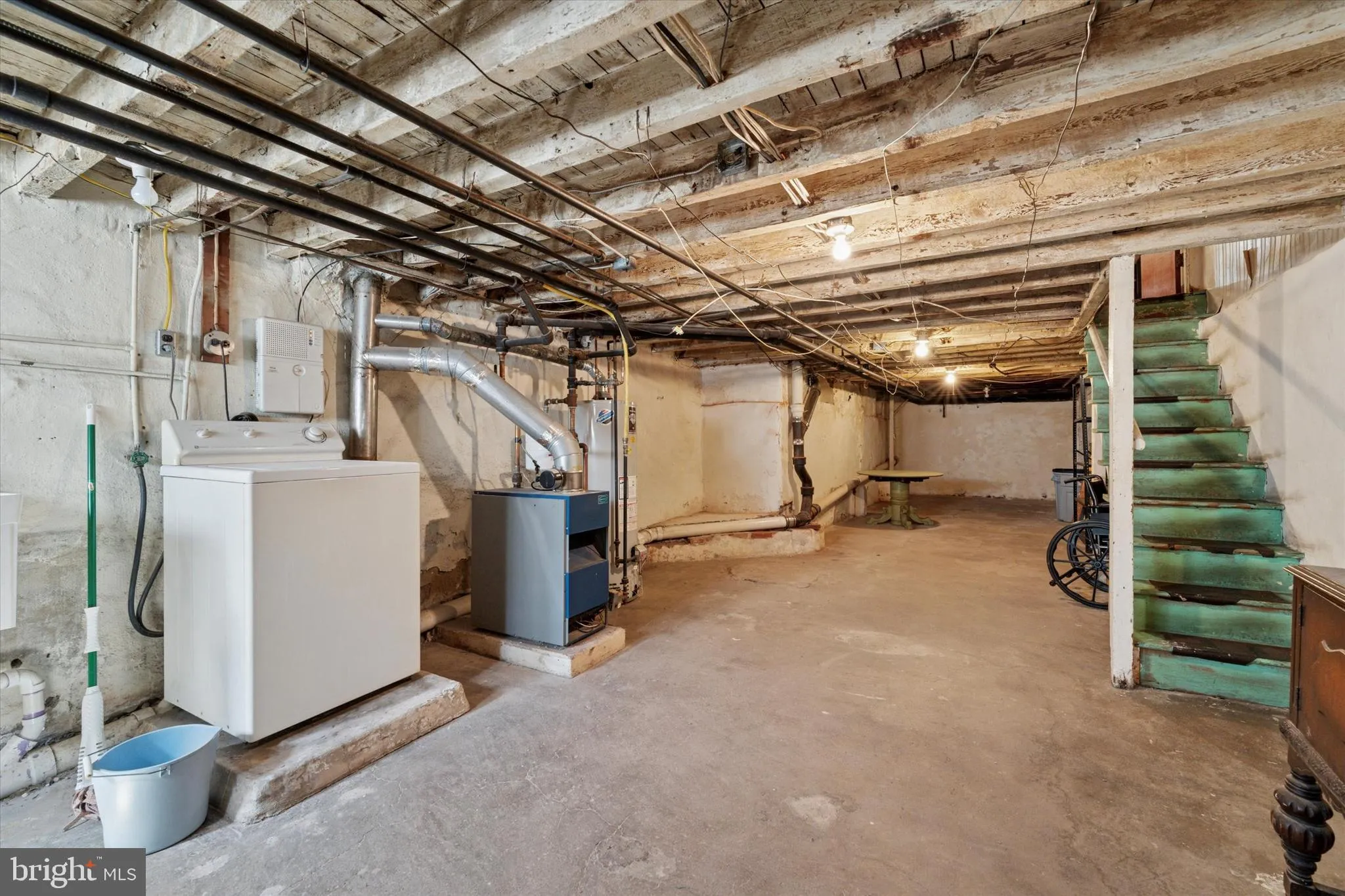 Philadelphia, Pennsylvania 19147, United States, 3 Bedrooms Bedrooms, ,2 BathroomsBathrooms,Residential,Pending,92262