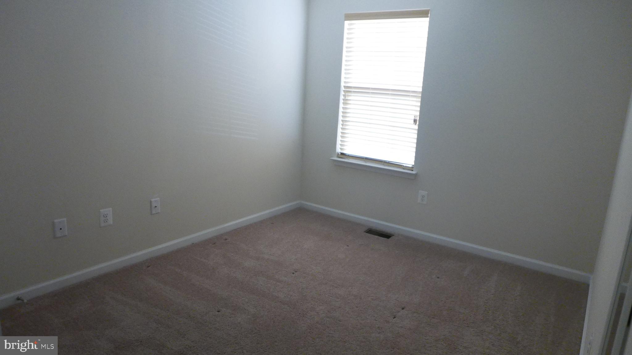 OXFORD SQUARE - Residential