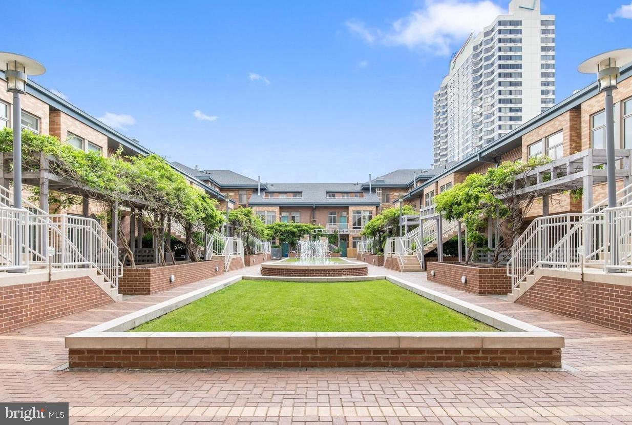 ART MUSEUM AREA - Residential