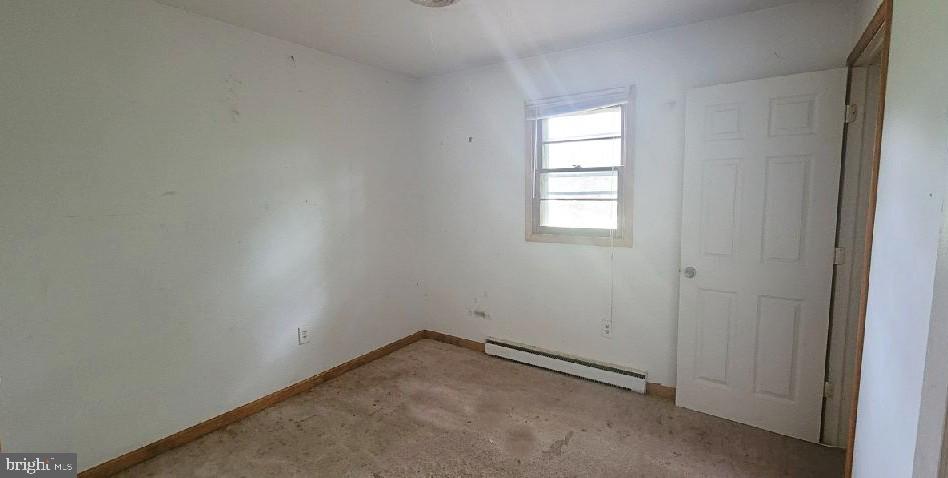 FOXCHASE MANOR - Residential