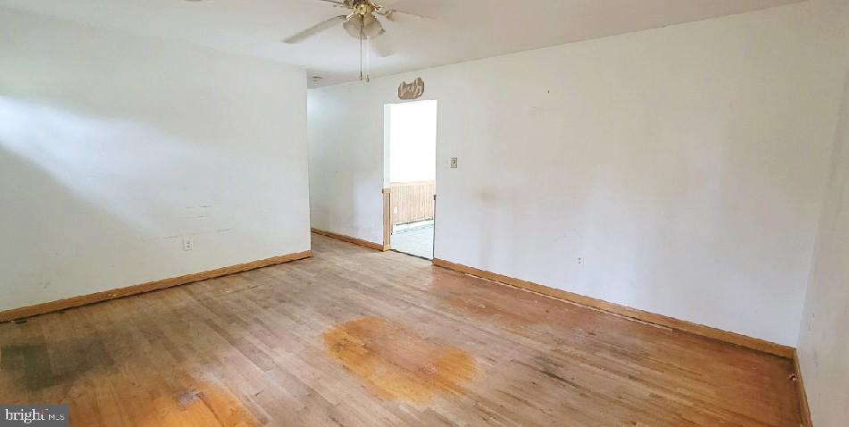 FOXCHASE MANOR - Residential