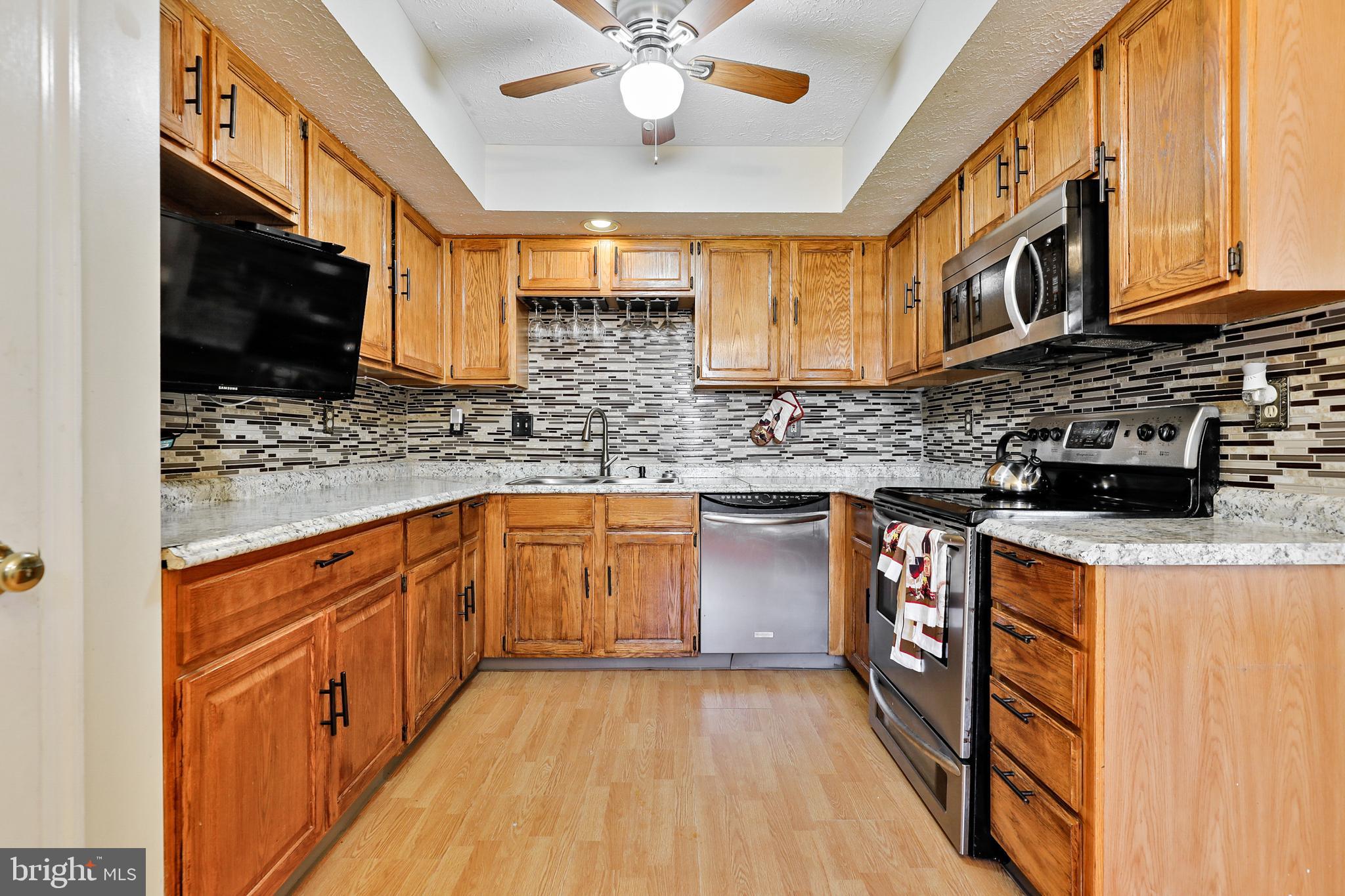 BRANTWOOD AT WHITEMARSH - Residential