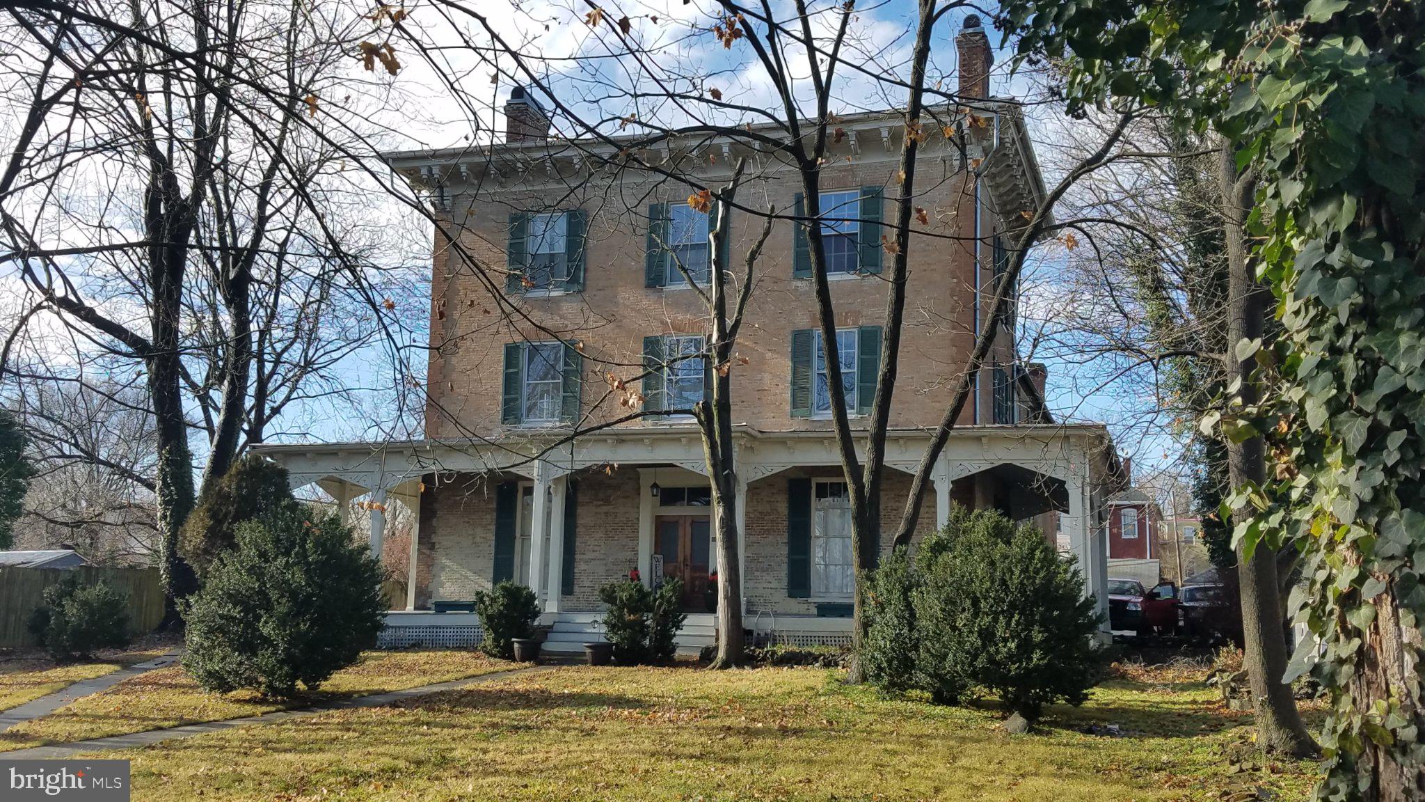447 N LOUDOUN STREET