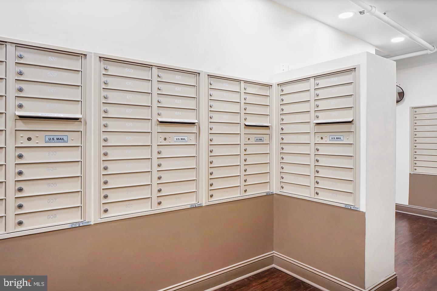 AVENUE OF THE ARTS - Residential Lease