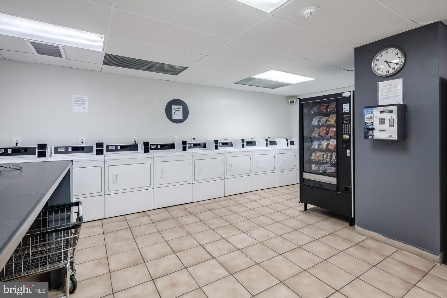 AVENUE OF THE ARTS - Residential Lease