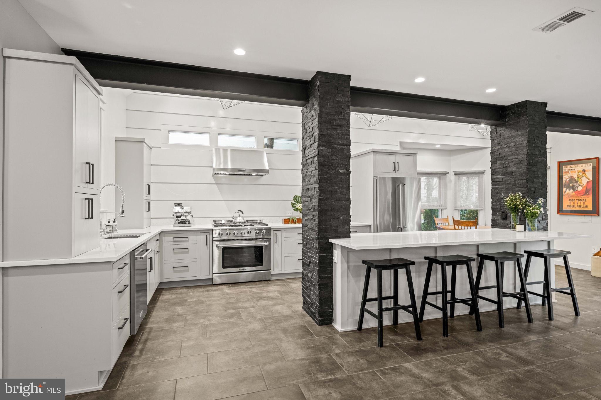 COLLEGE PARK - Residential