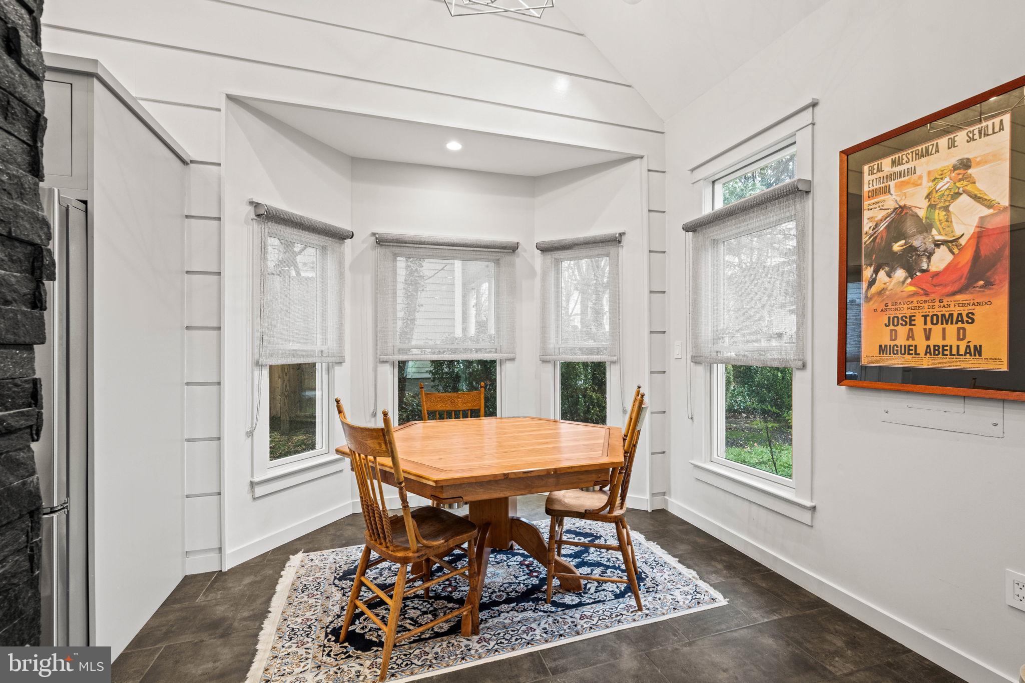 COLLEGE PARK - Residential