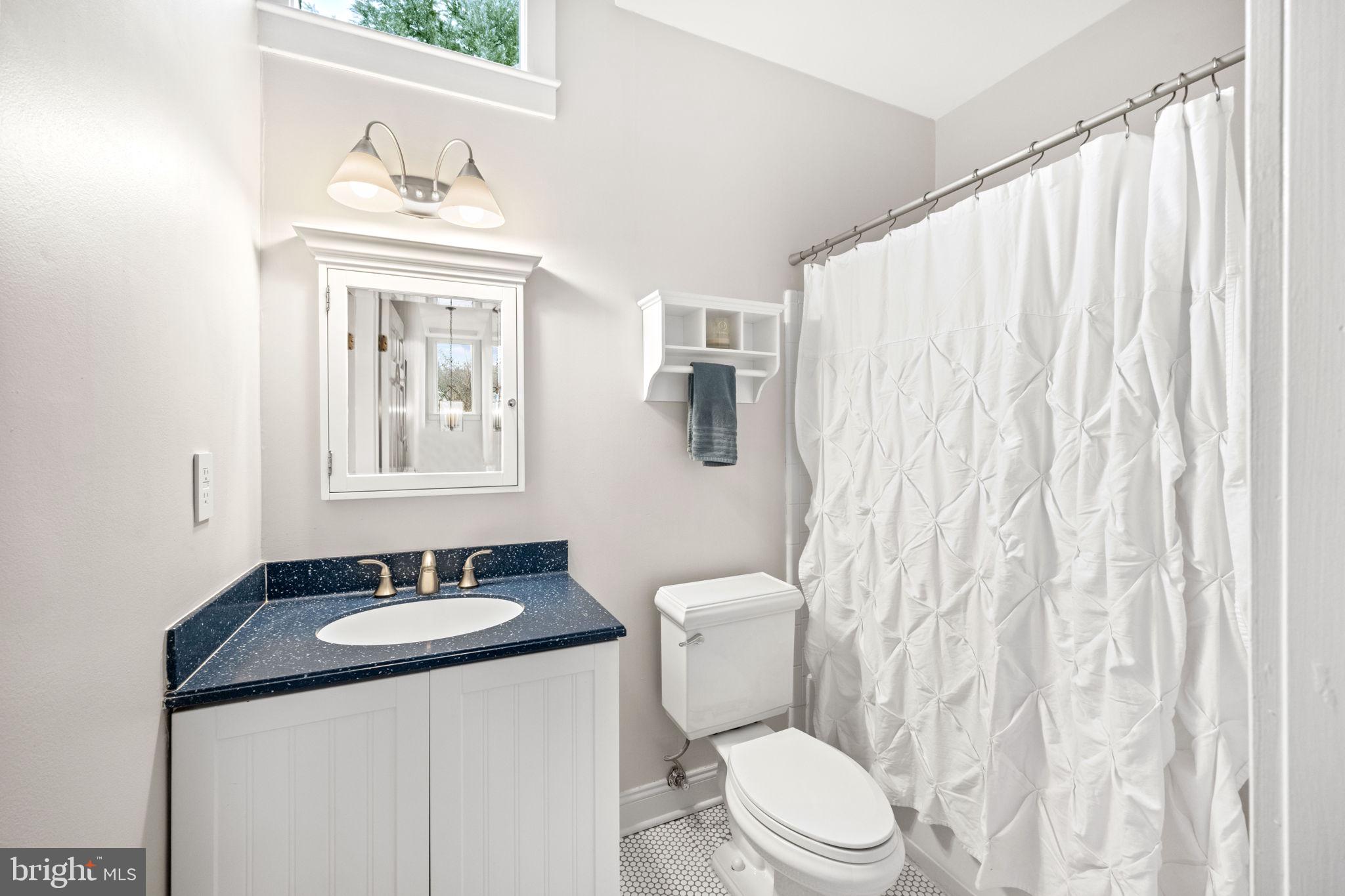 COLLEGE PARK - Residential