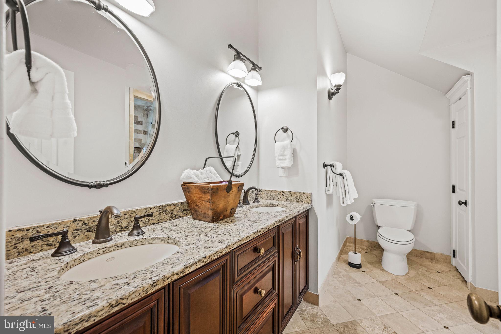 COLLEGE PARK - Residential