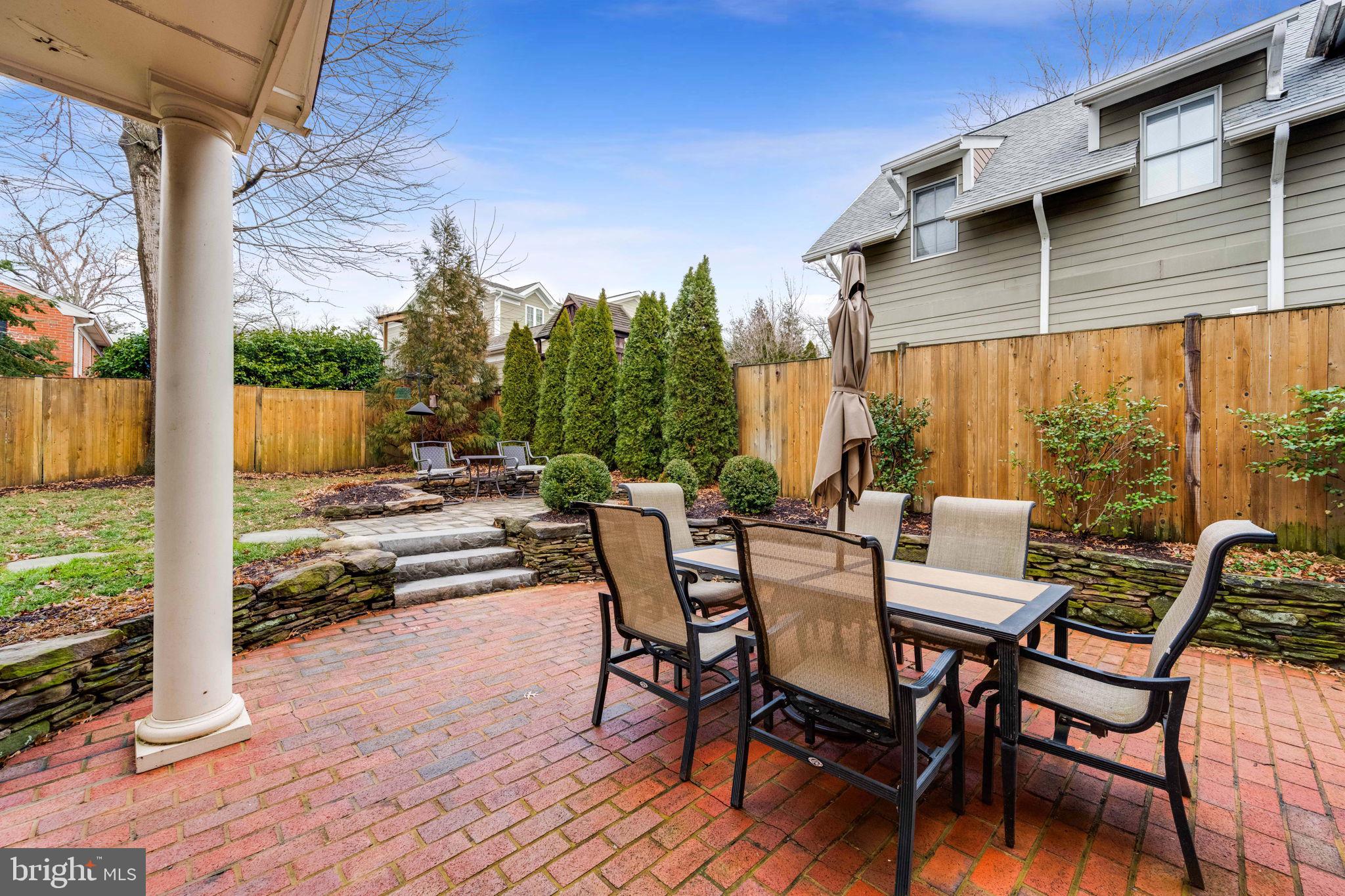 COLLEGE PARK - Residential