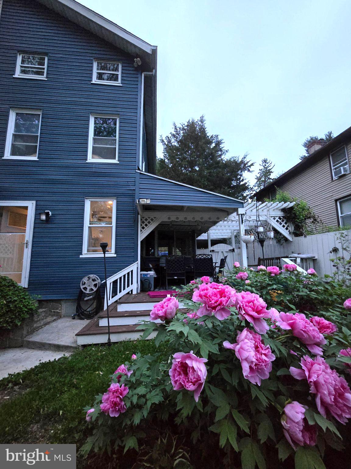 1327 CLIPPER HEIGHTS AVENUE