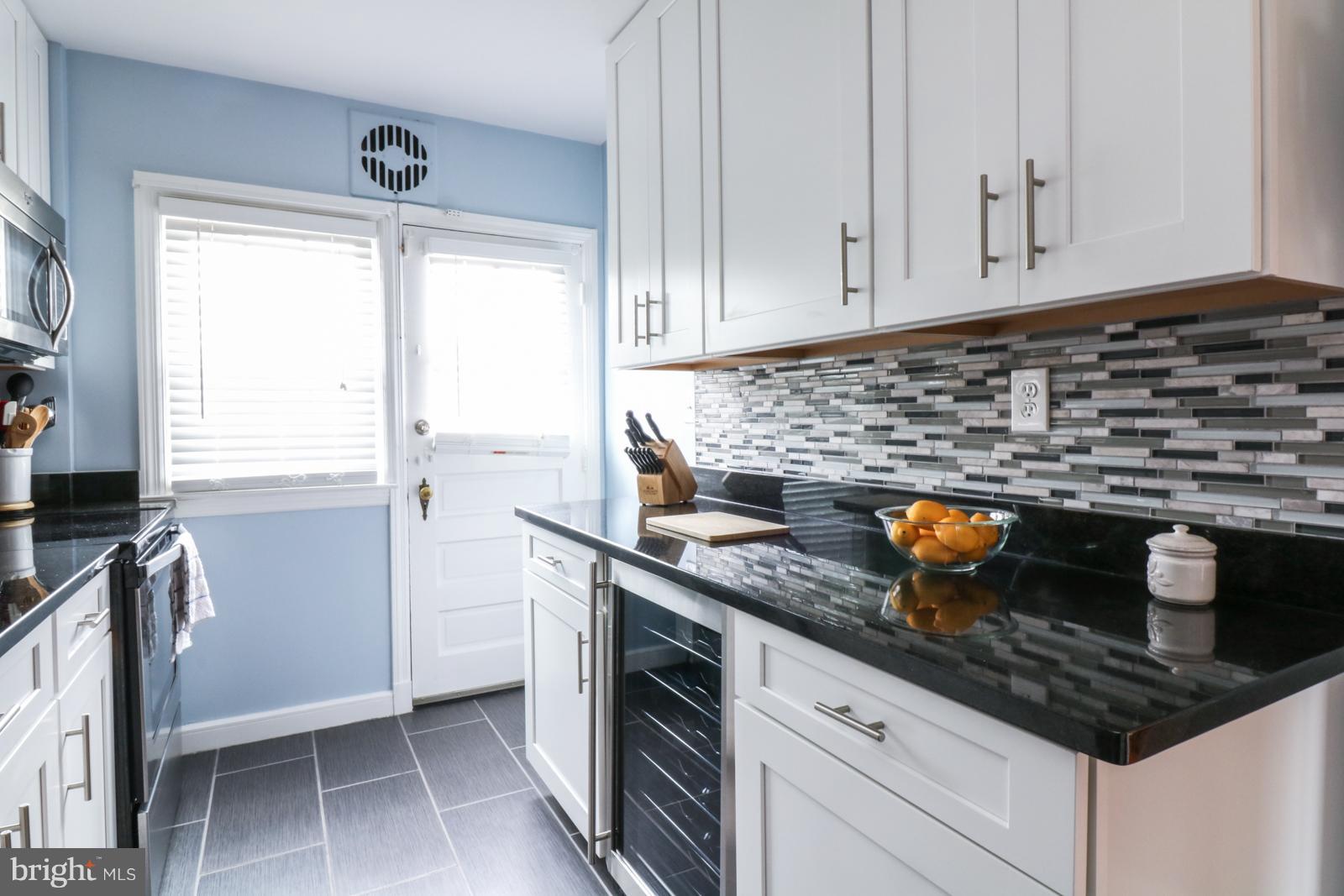 ACADEMY HEIGHTS - Residential