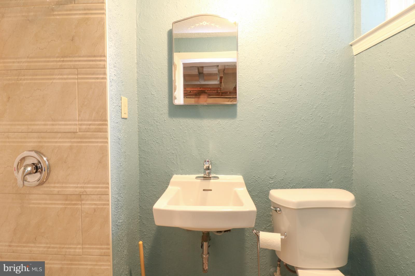 ACADEMY HEIGHTS - Residential