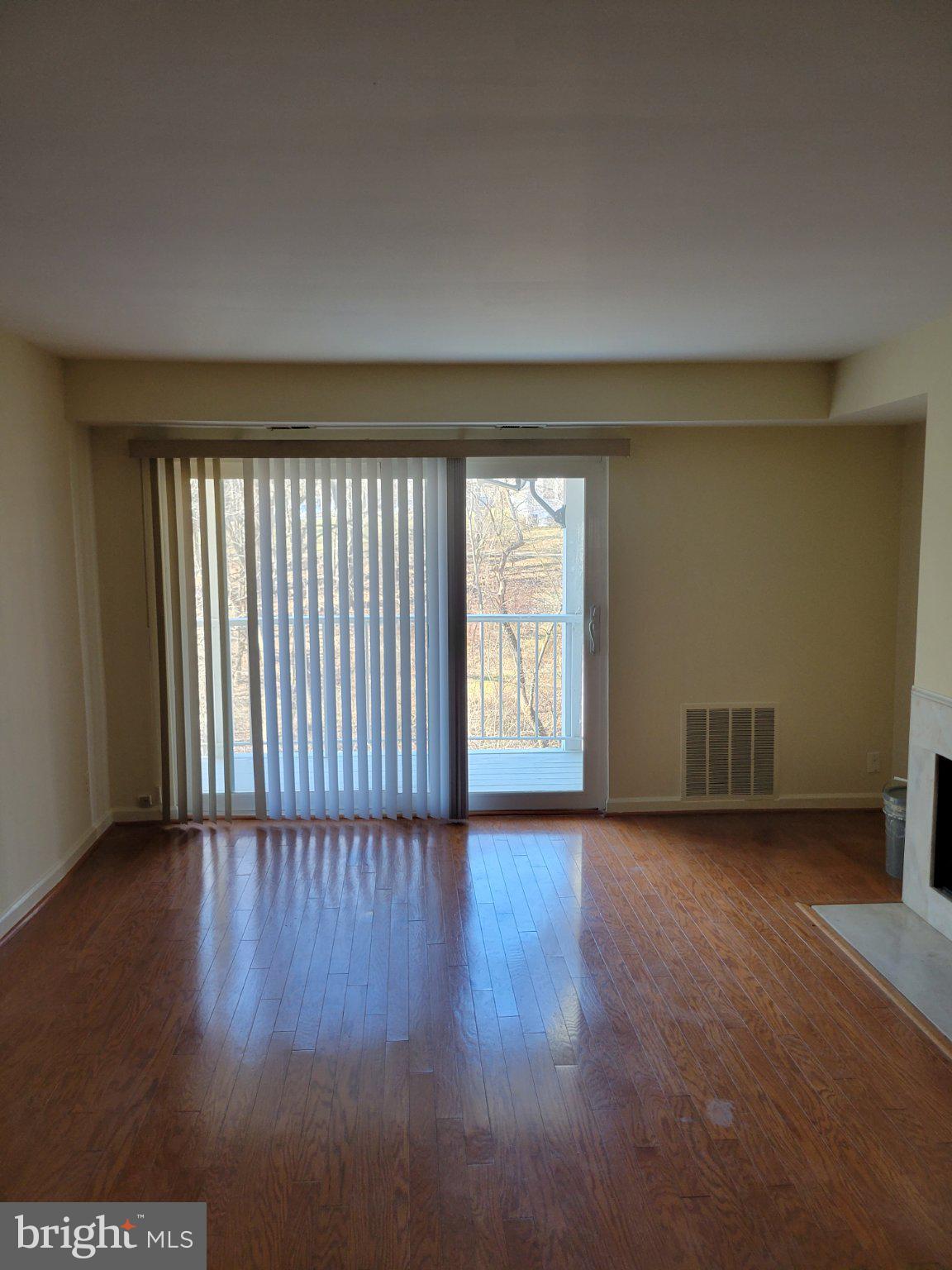 1 PICKERING COURT 1-102