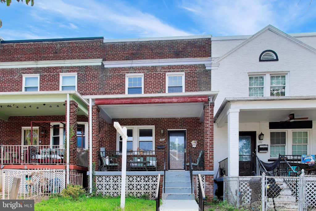 Photo of 605 21st Street NE, WASHINGTON, DC 20002 (MLS # DCDC2278190)