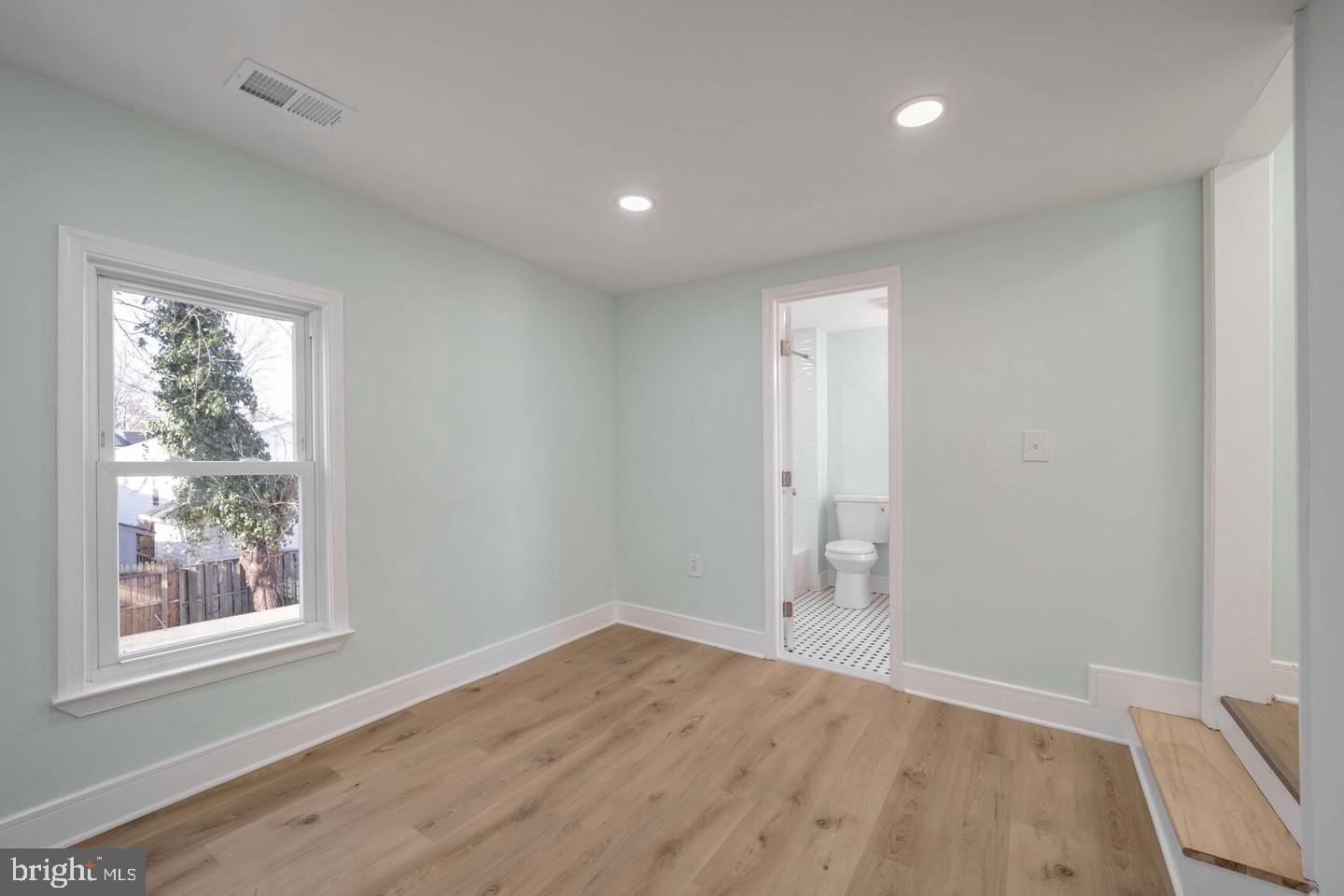 BRENTWOOD/HOLLADAY - Residential