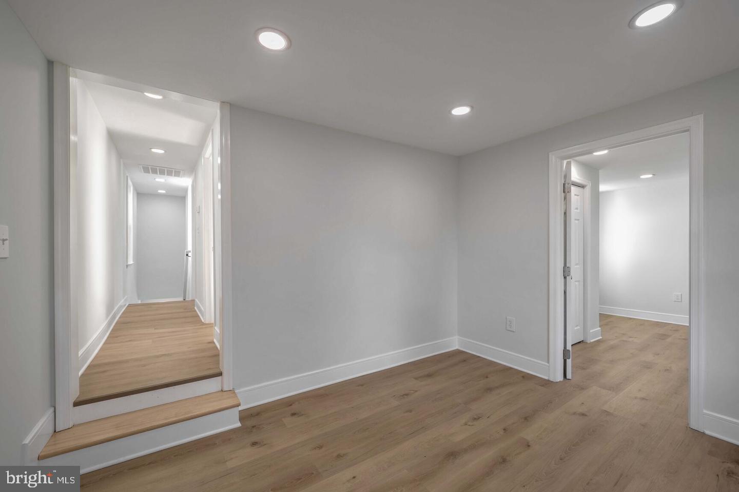 BRENTWOOD/HOLLADAY - Residential