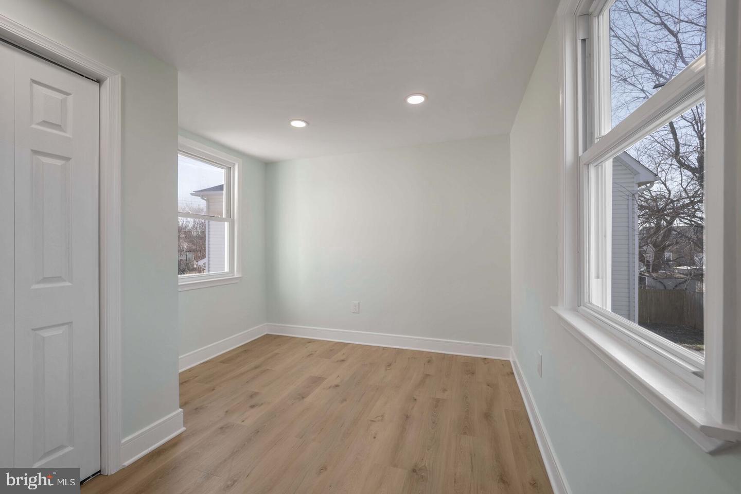 BRENTWOOD/HOLLADAY - Residential