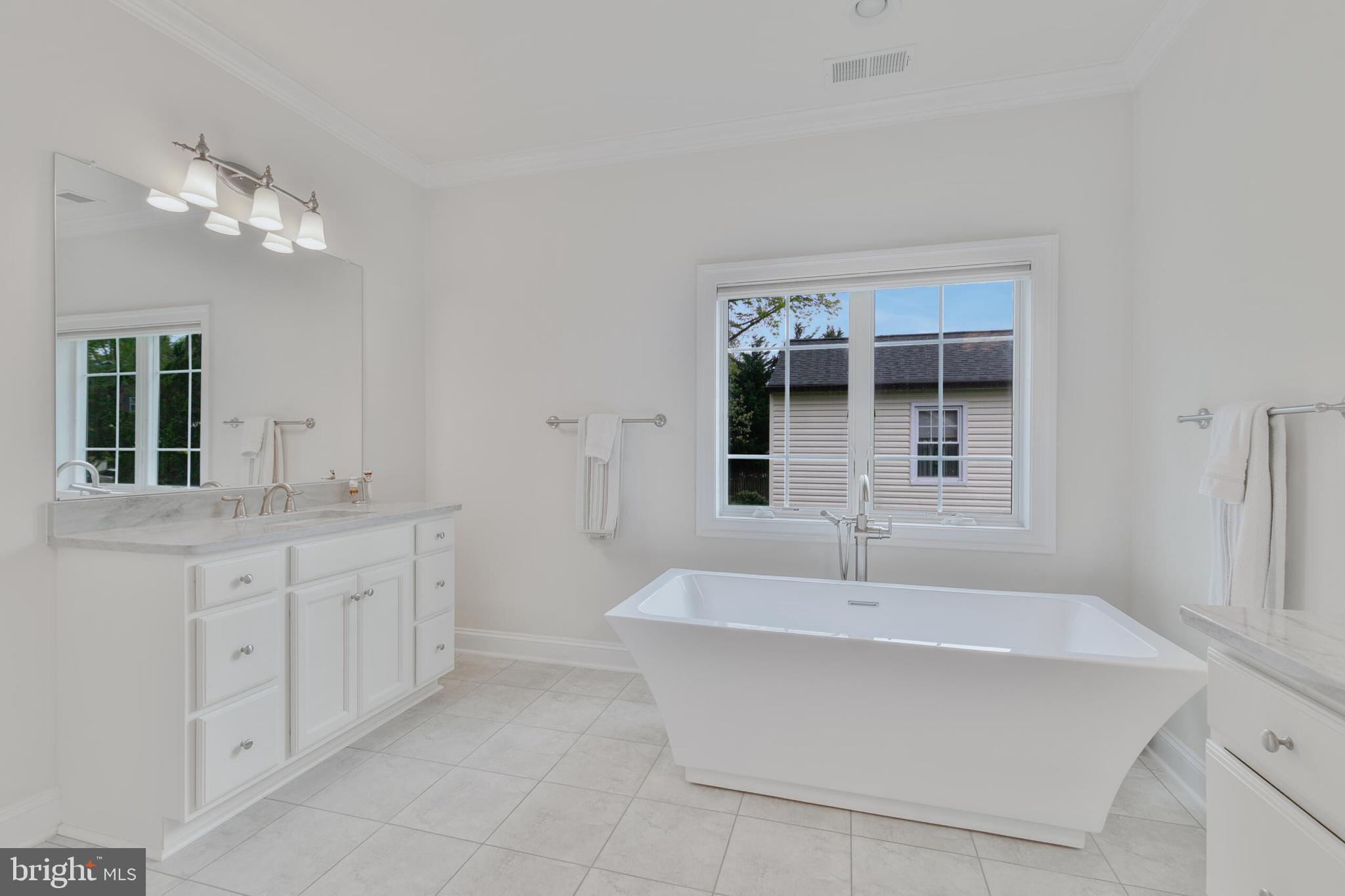 TIBURON - Residential