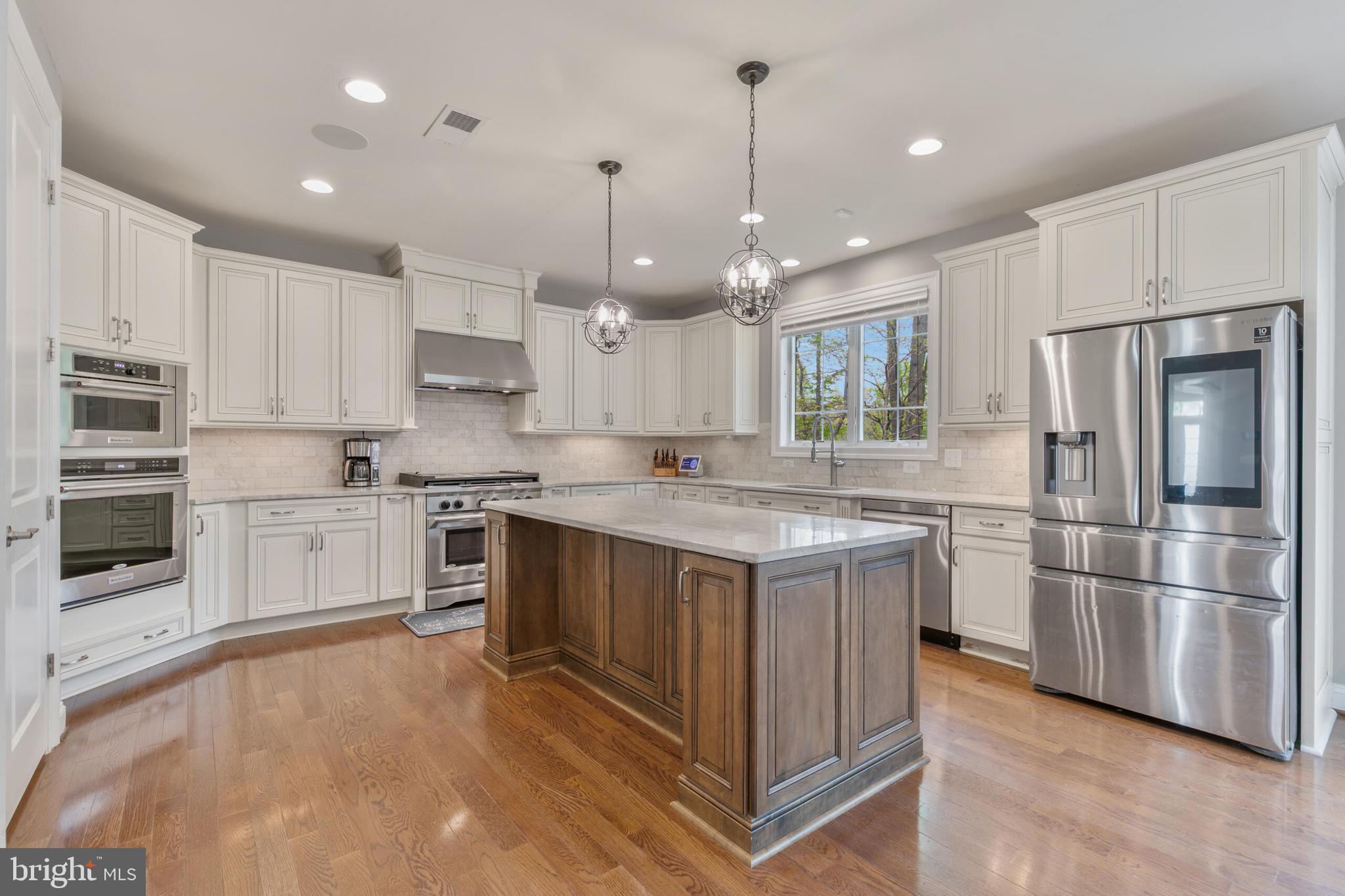 TIBURON - Residential