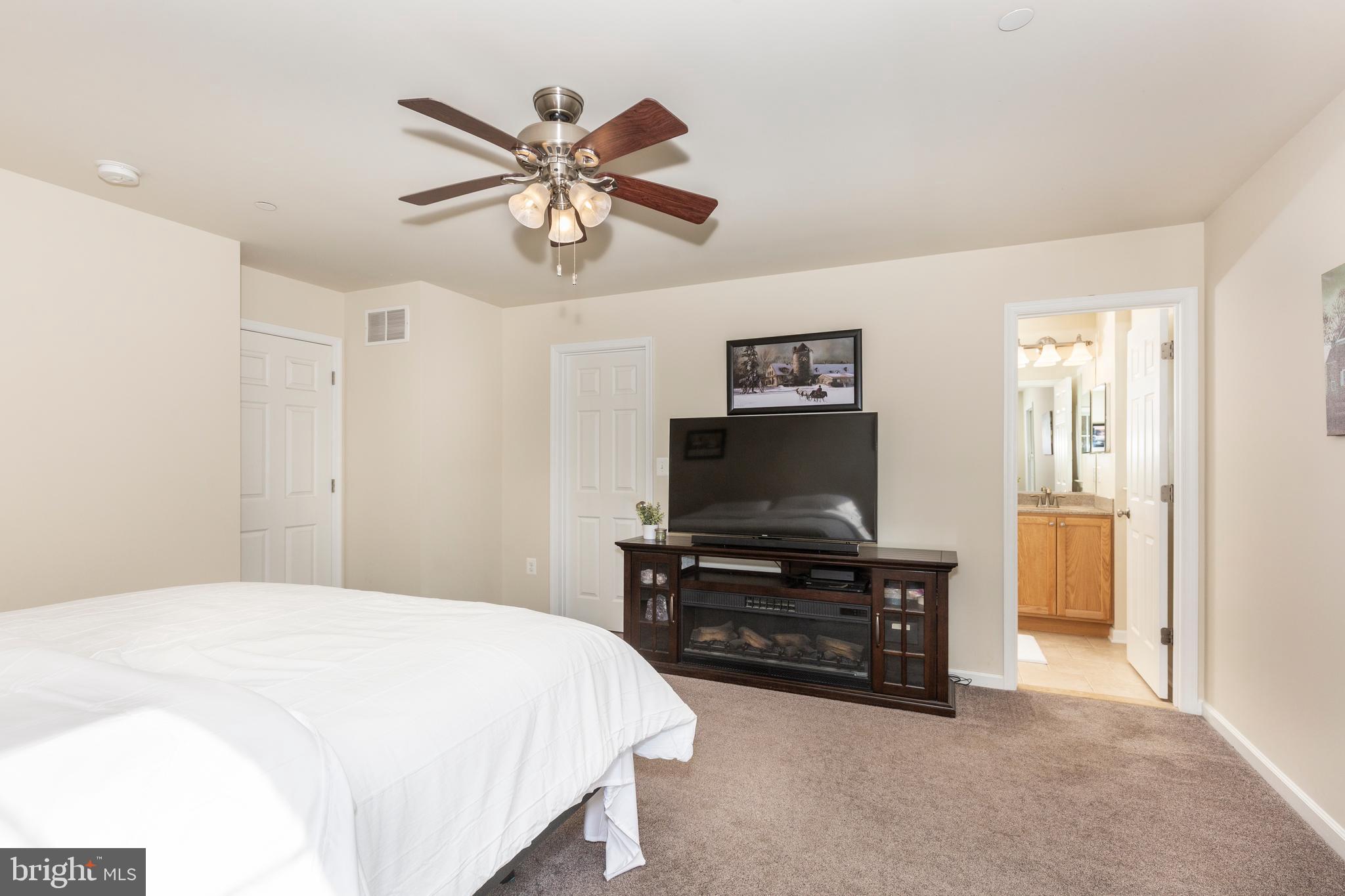 BRENNAN HEIGHTS - Residential