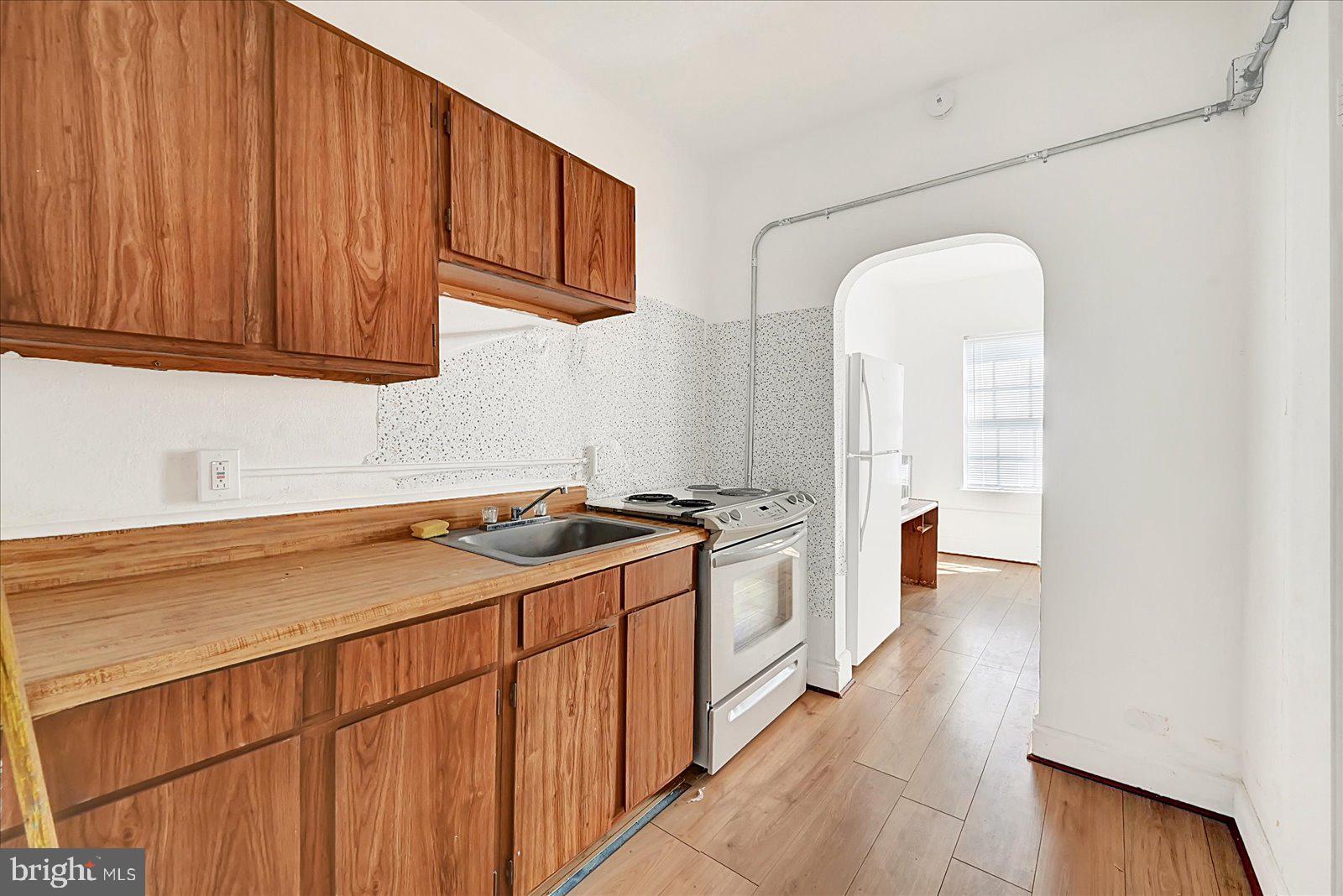 128 S GEORGE STREET 130