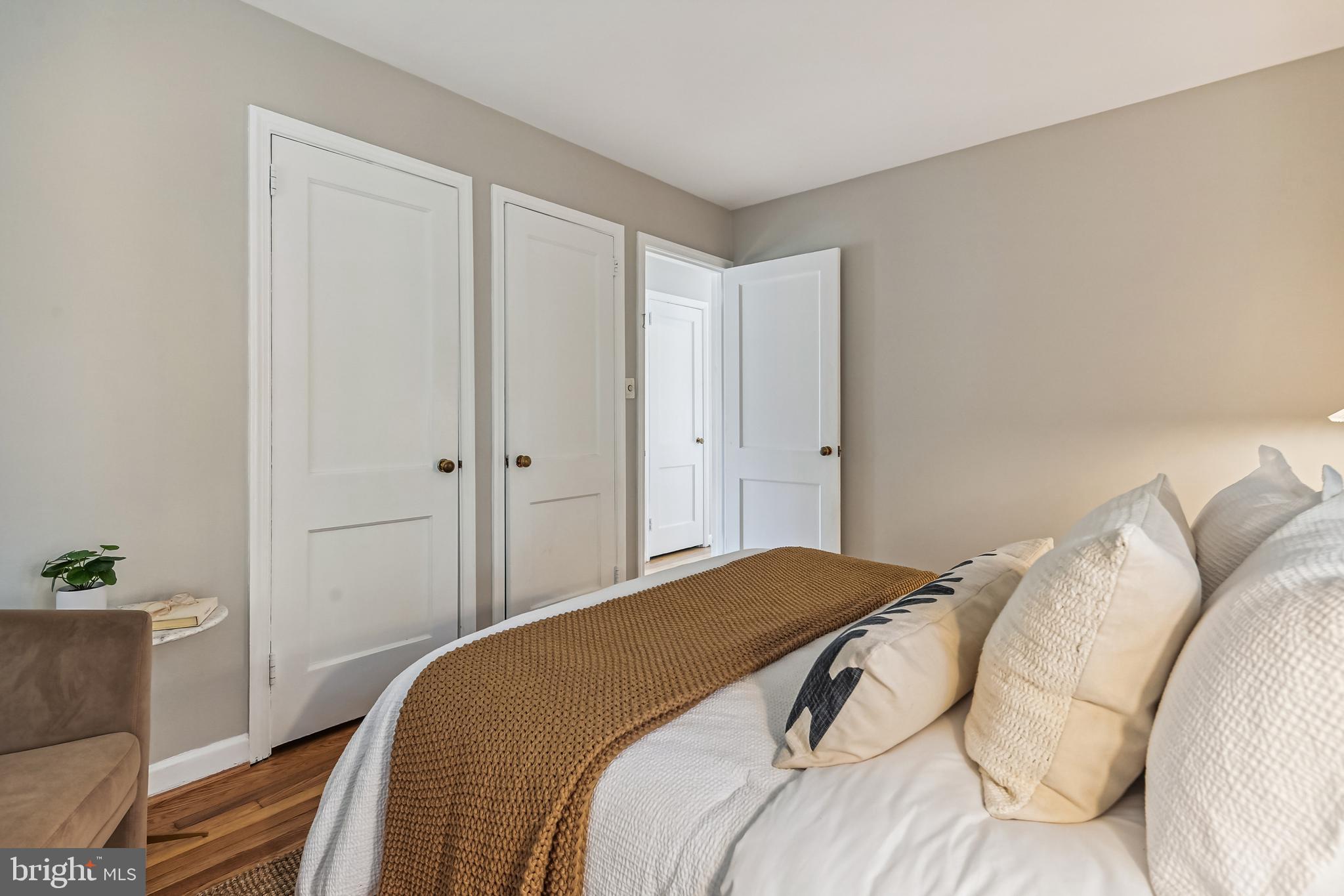 HOLLIN HALL VILLAGE - Residential