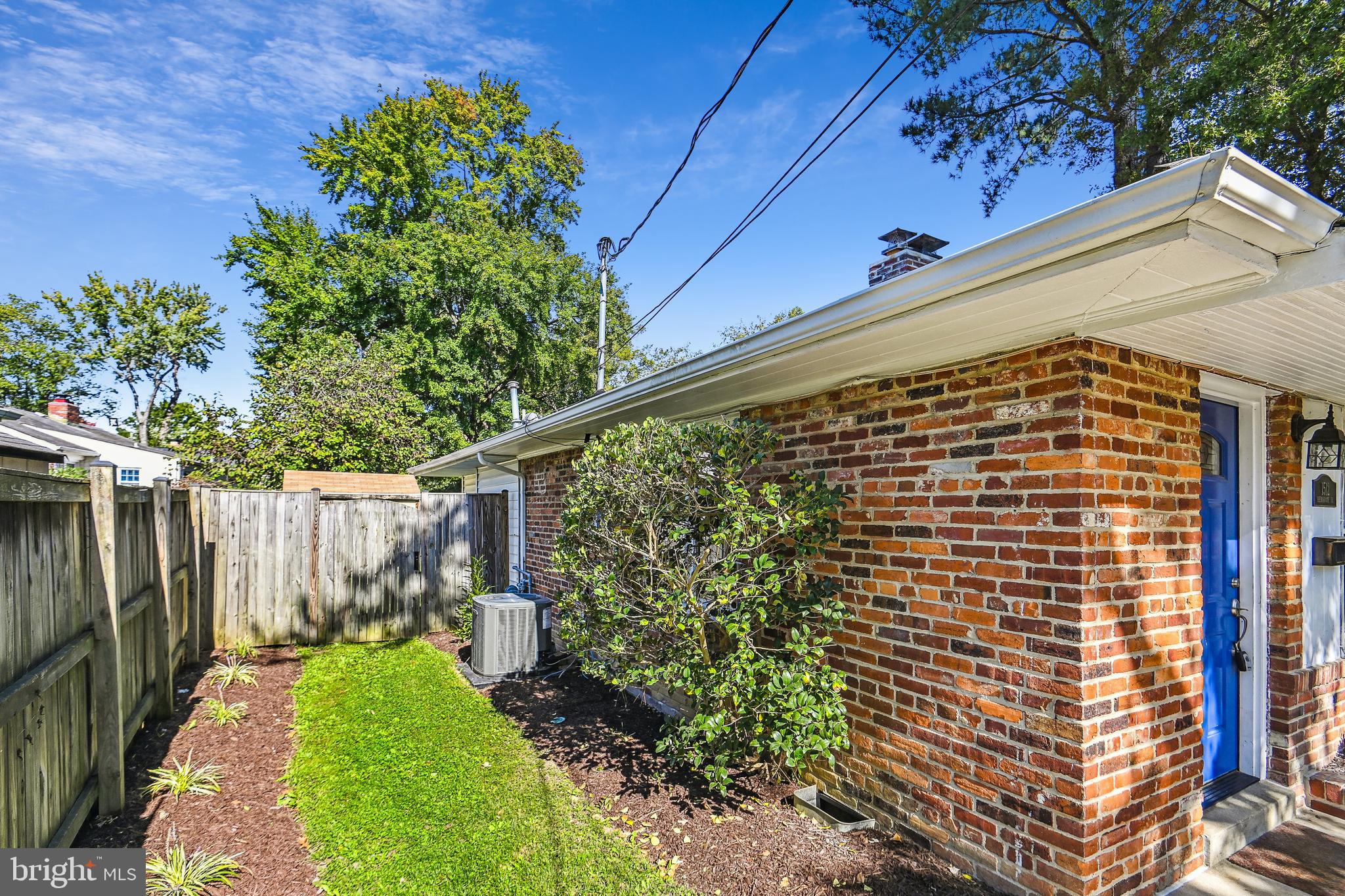 HOLLIN HALL VILLAGE - Residential