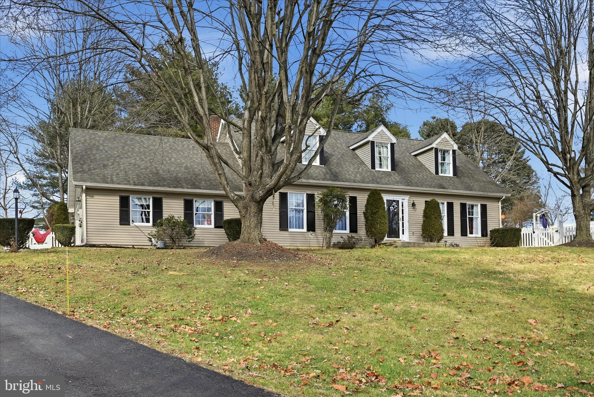 783 BOWLING GREEN ROAD