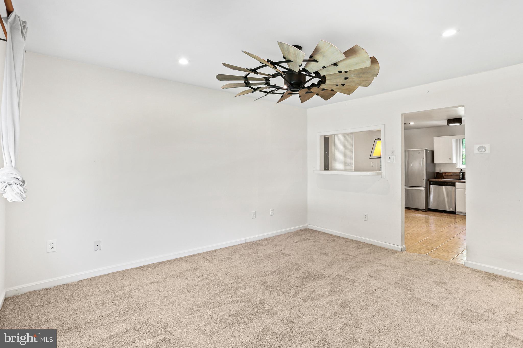 BRIGHTLEAF - Residential Lease