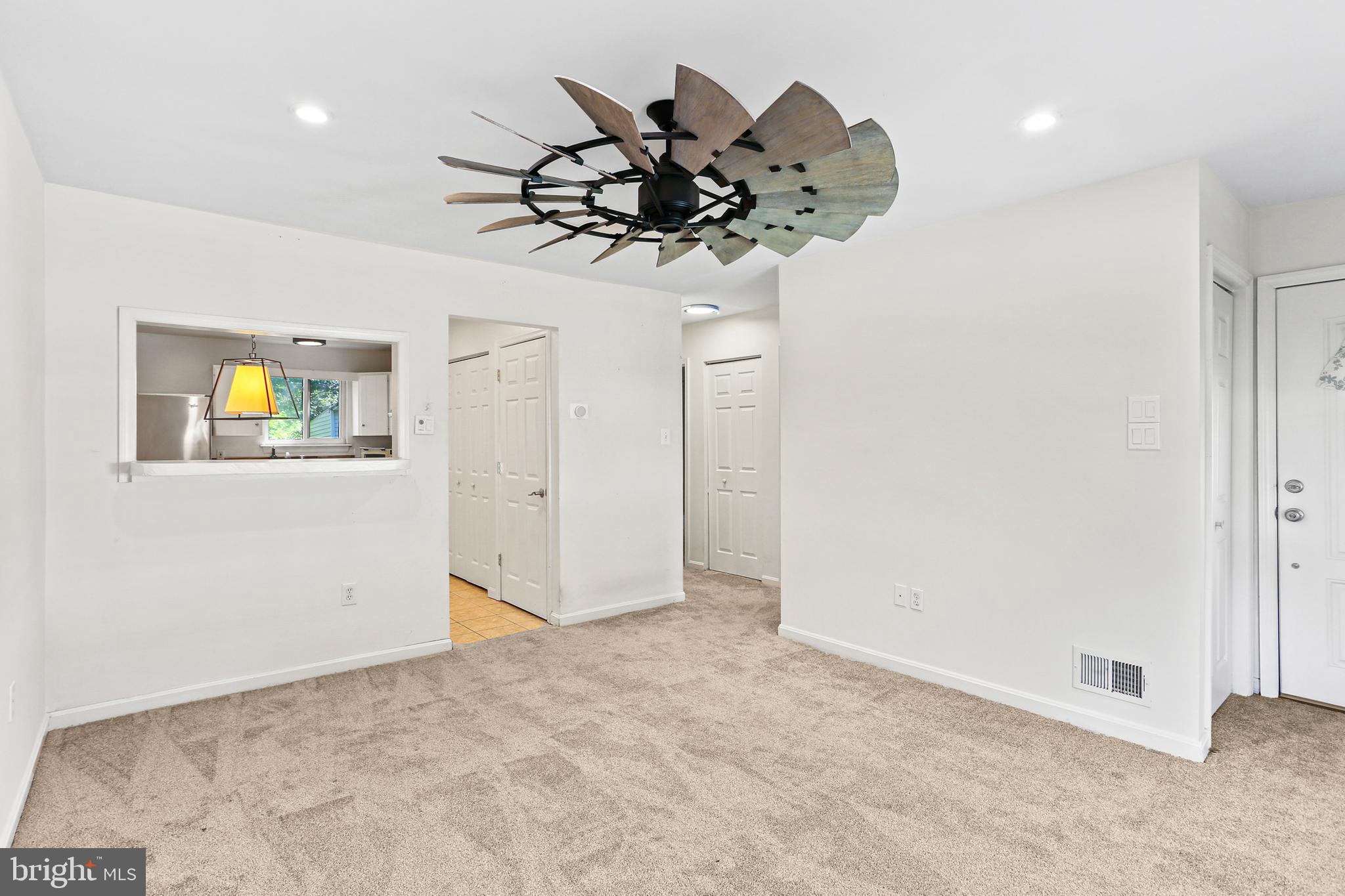 BRIGHTLEAF - Residential Lease