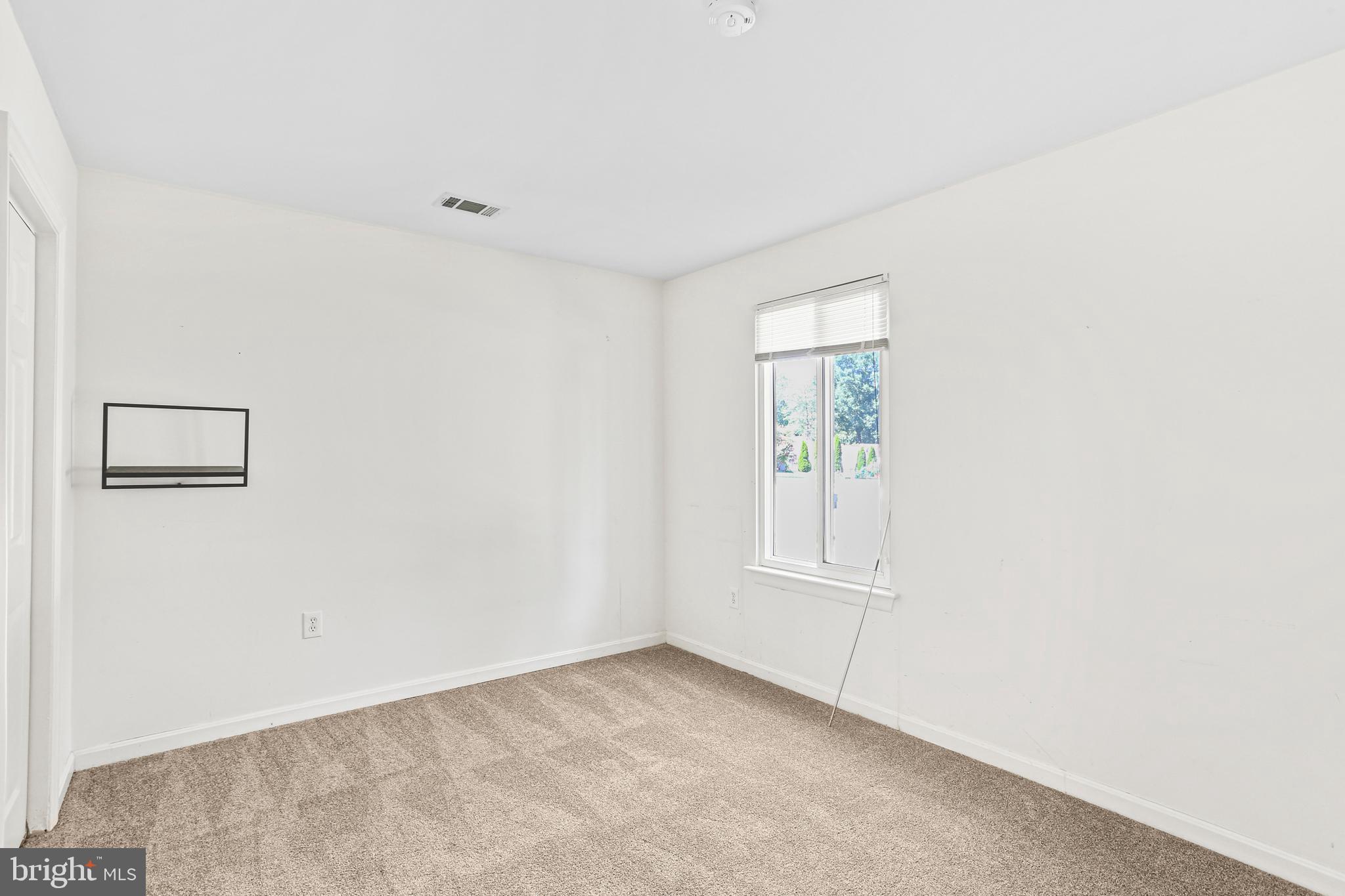 BRIGHTLEAF - Residential Lease