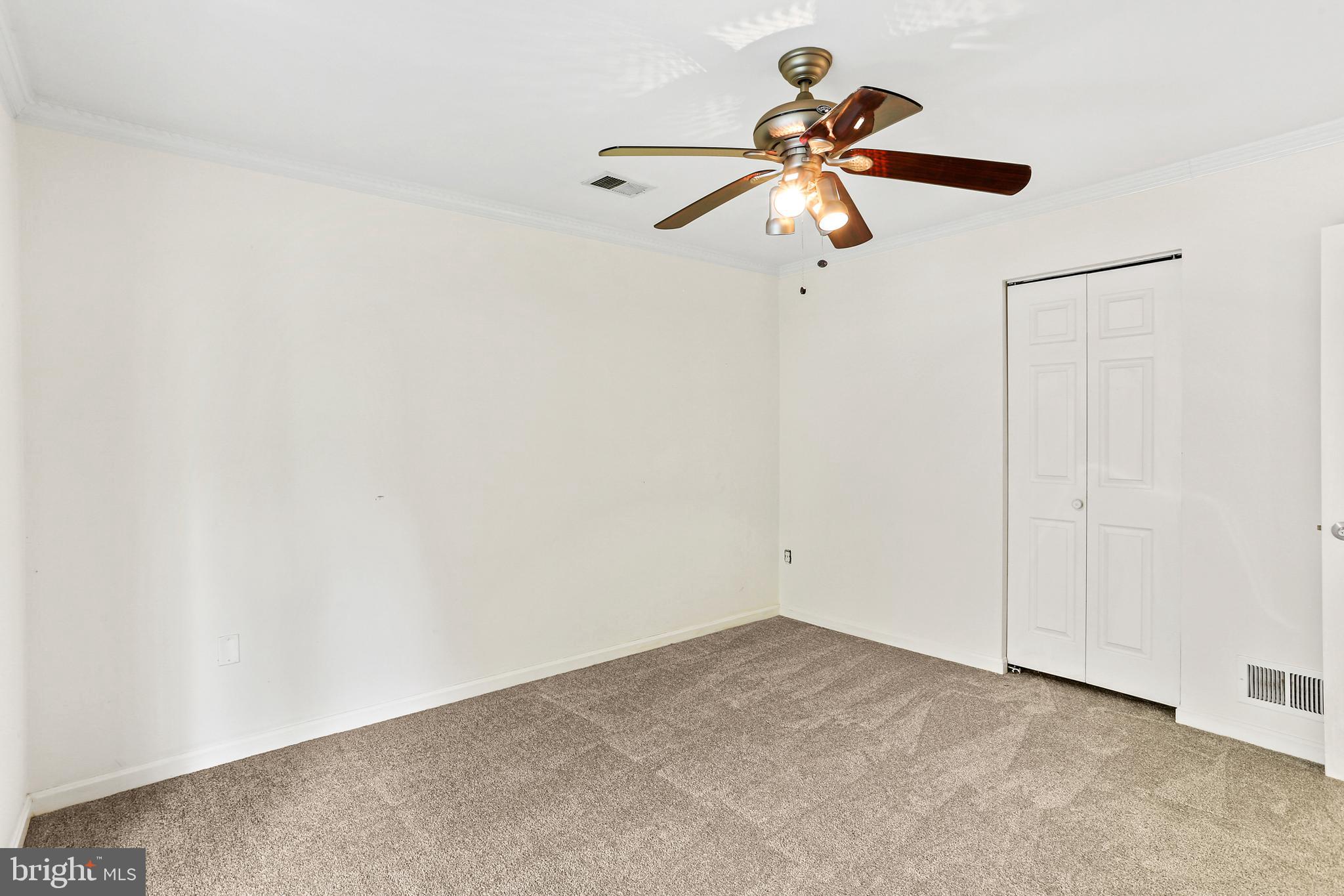 BRIGHTLEAF - Residential Lease