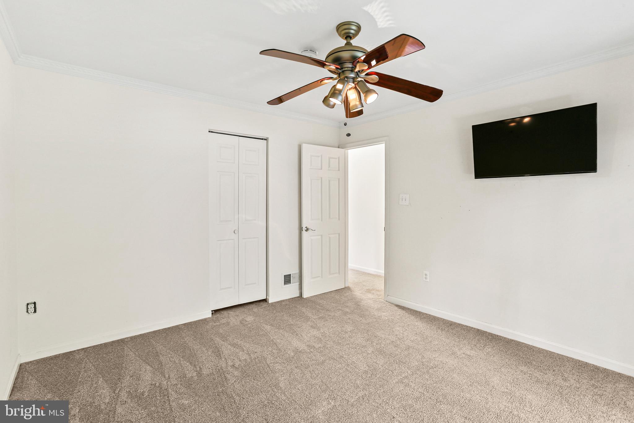 BRIGHTLEAF - Residential Lease