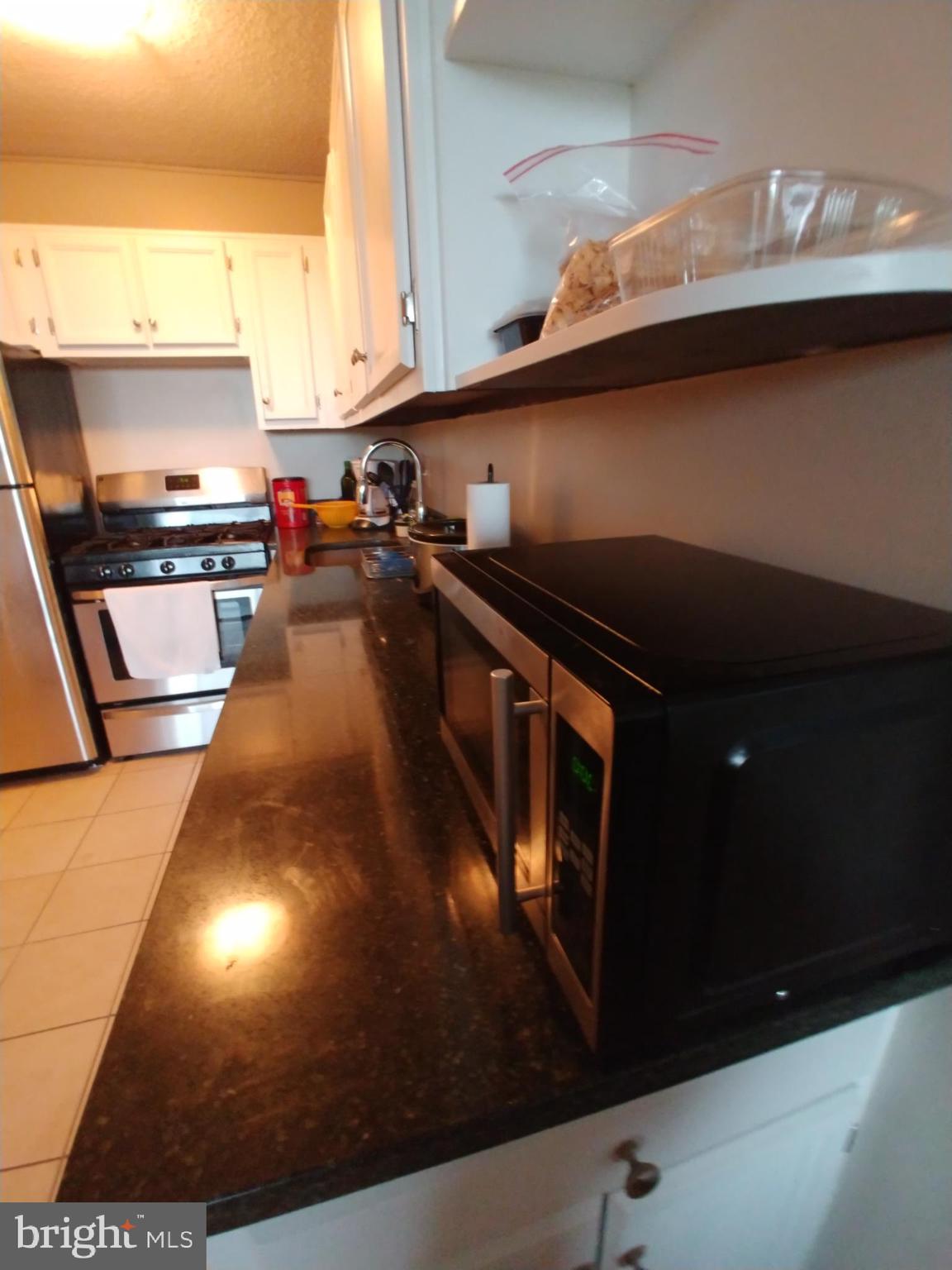 PROMENADE TOWERS - Residential