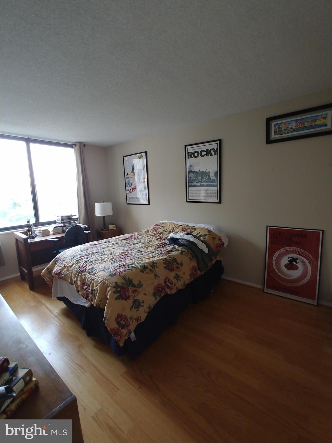 PROMENADE TOWERS - Residential