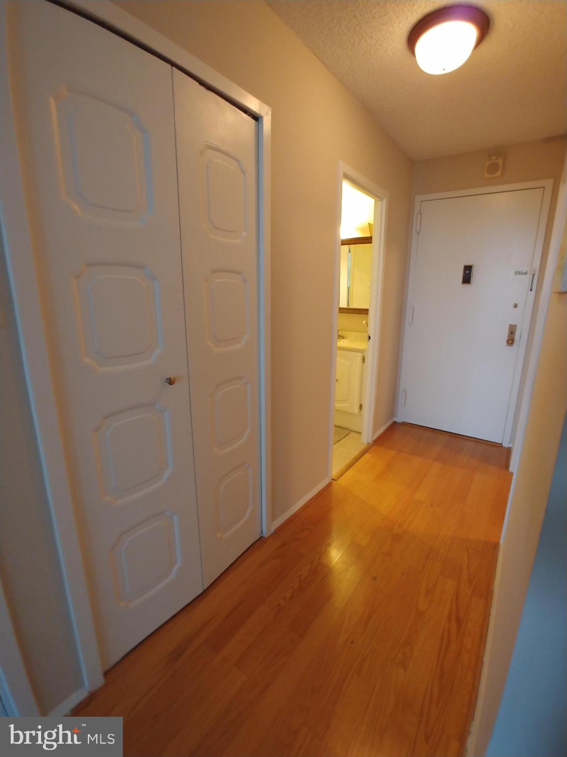 PROMENADE TOWERS - Residential