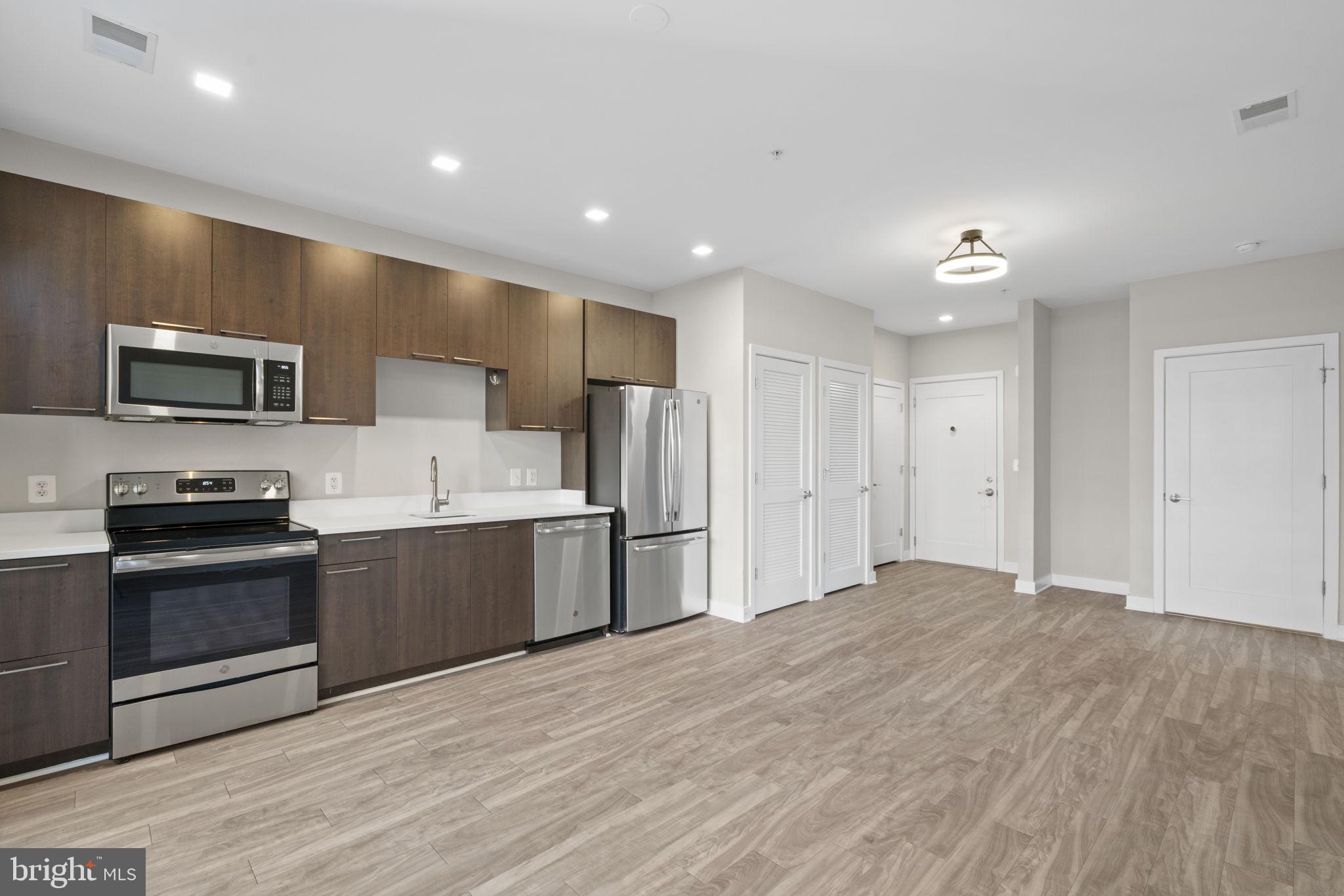 989 S BUCHANAN STREET 312