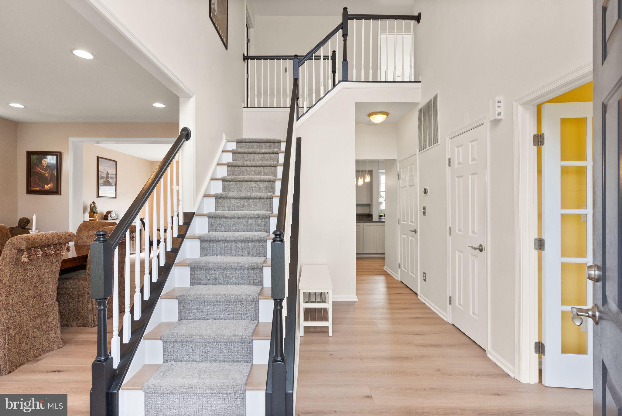 ASHBURN VILLAGE - Residential