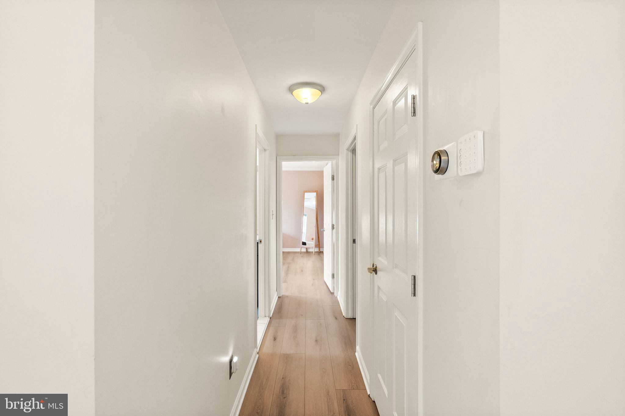 ASHBURN VILLAGE - Residential