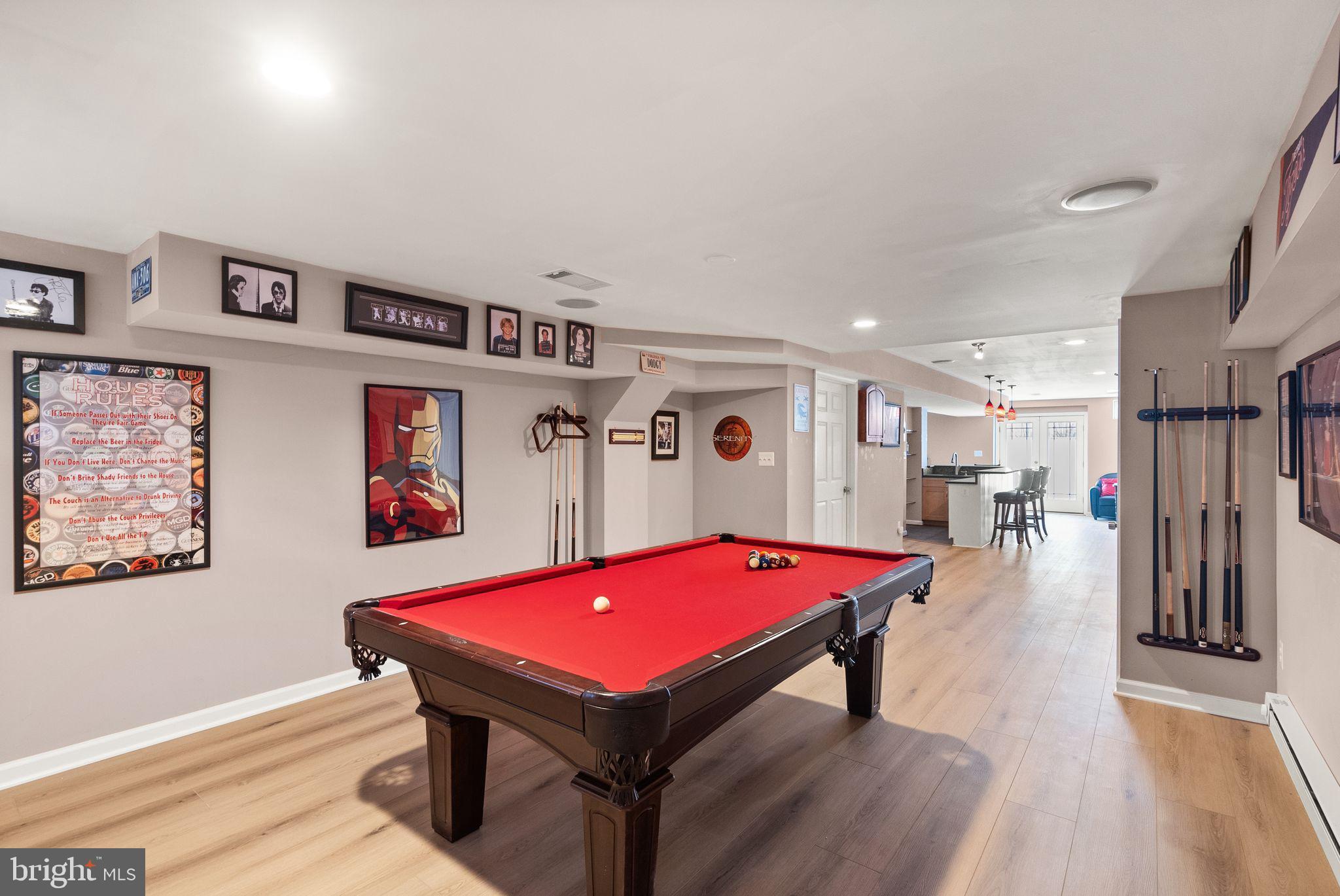 ASHBURN VILLAGE - Residential