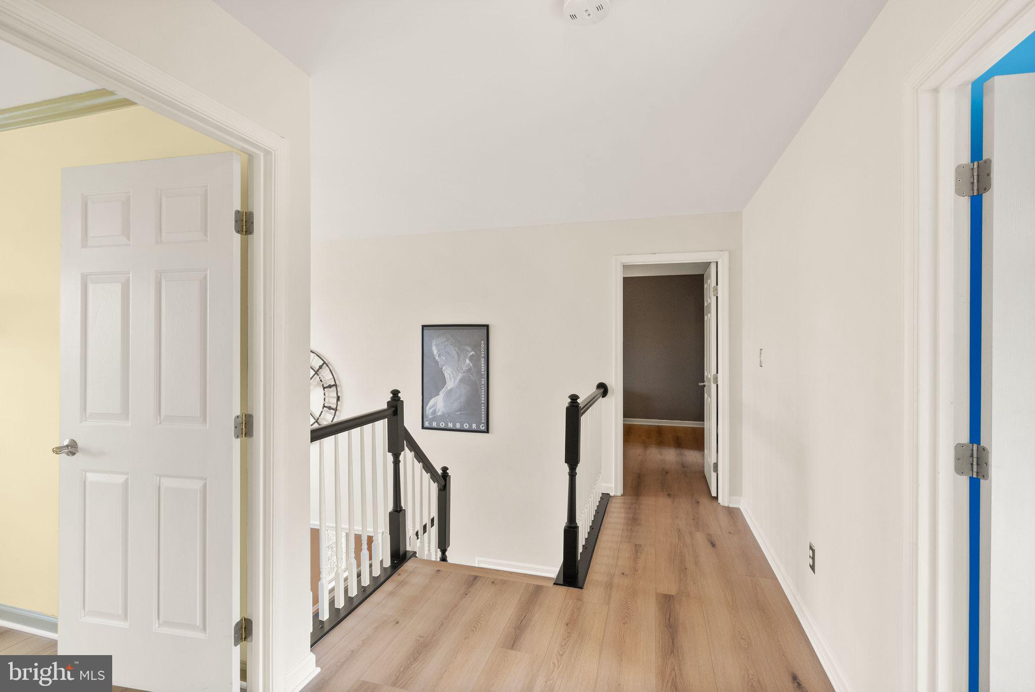 ASHBURN VILLAGE - Residential