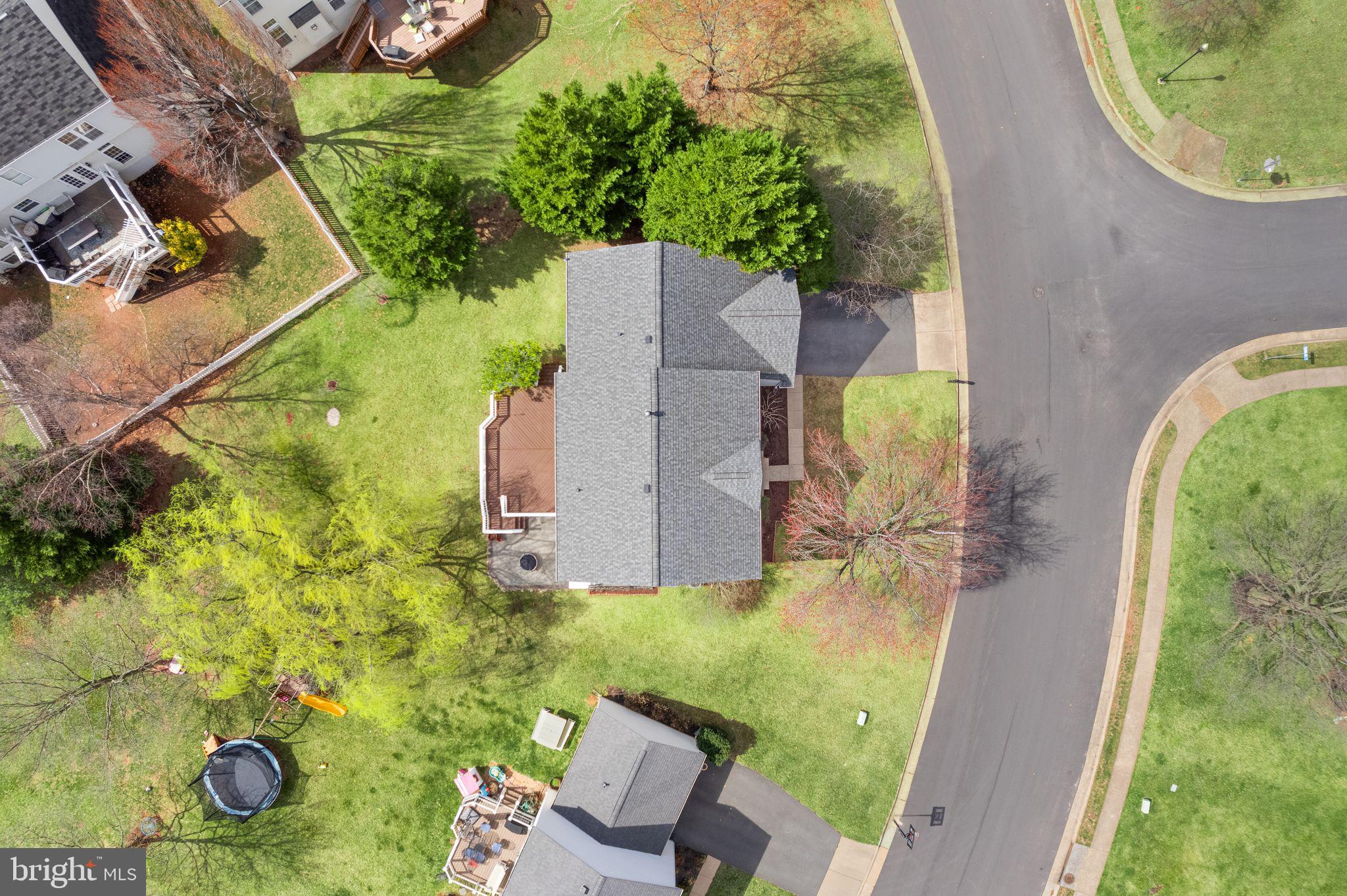 ASHBURN VILLAGE - Residential