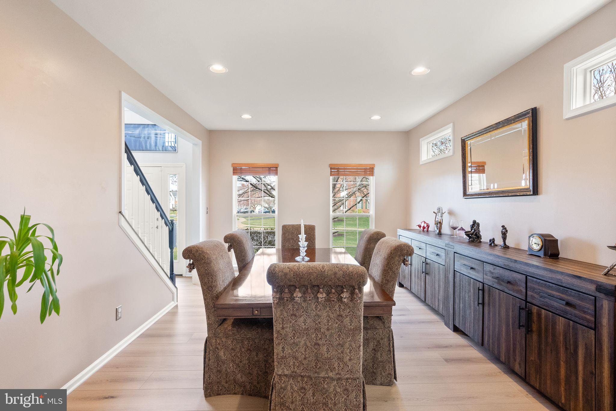 ASHBURN VILLAGE - Residential